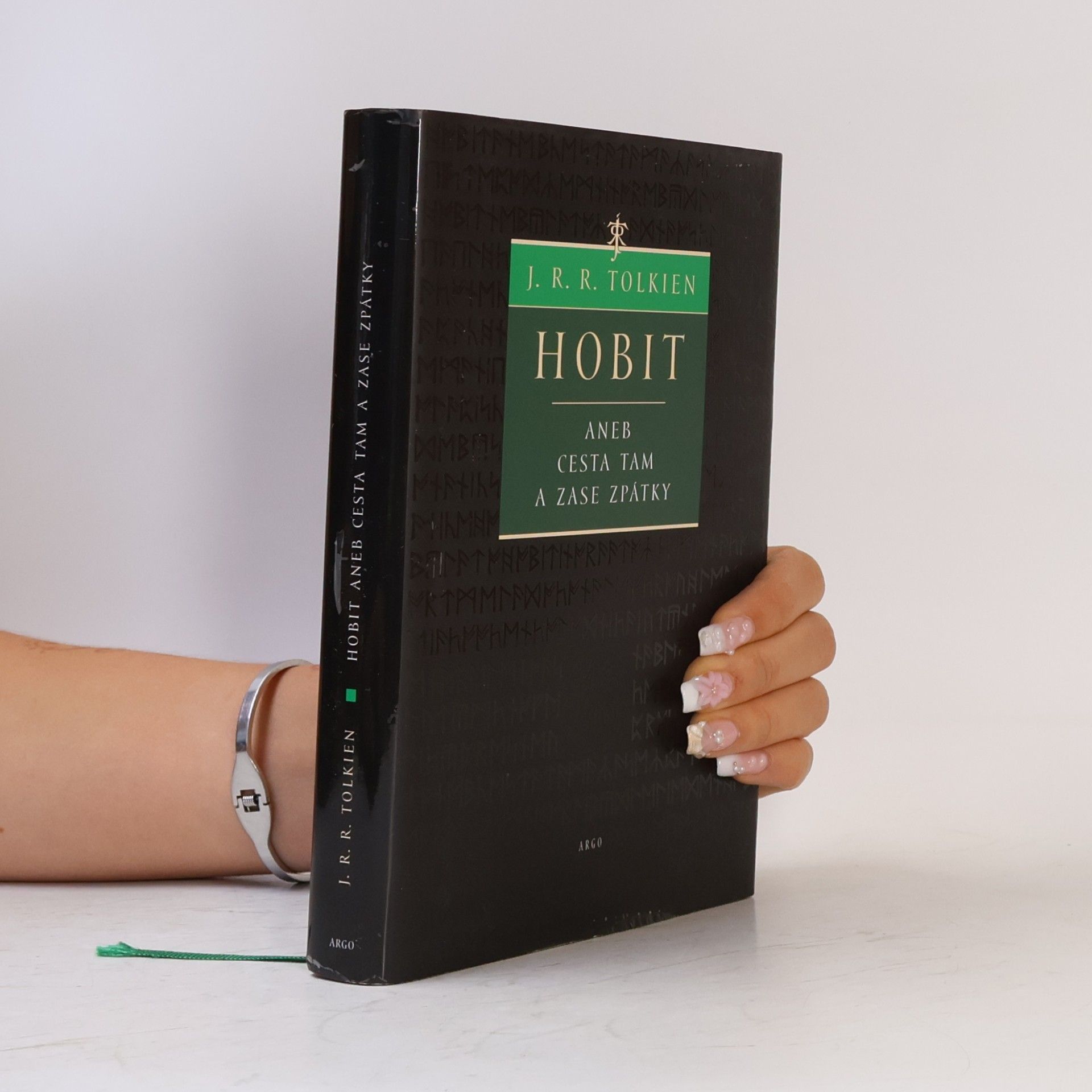 J. R. R. Tolkien Hobit, aneb, Cesta tam a zase zpátky