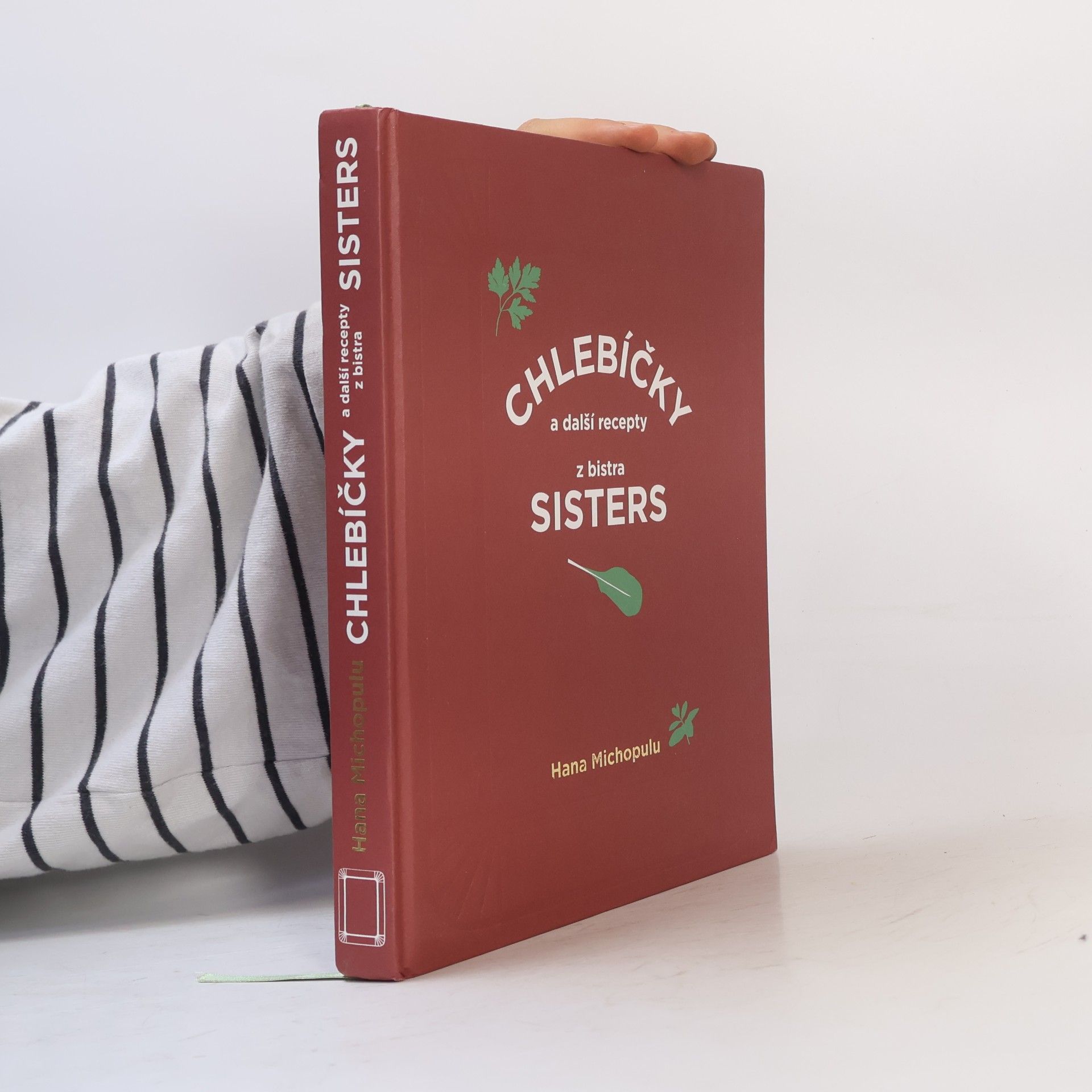 Chlebíčky a další recepty z bistra Sisters