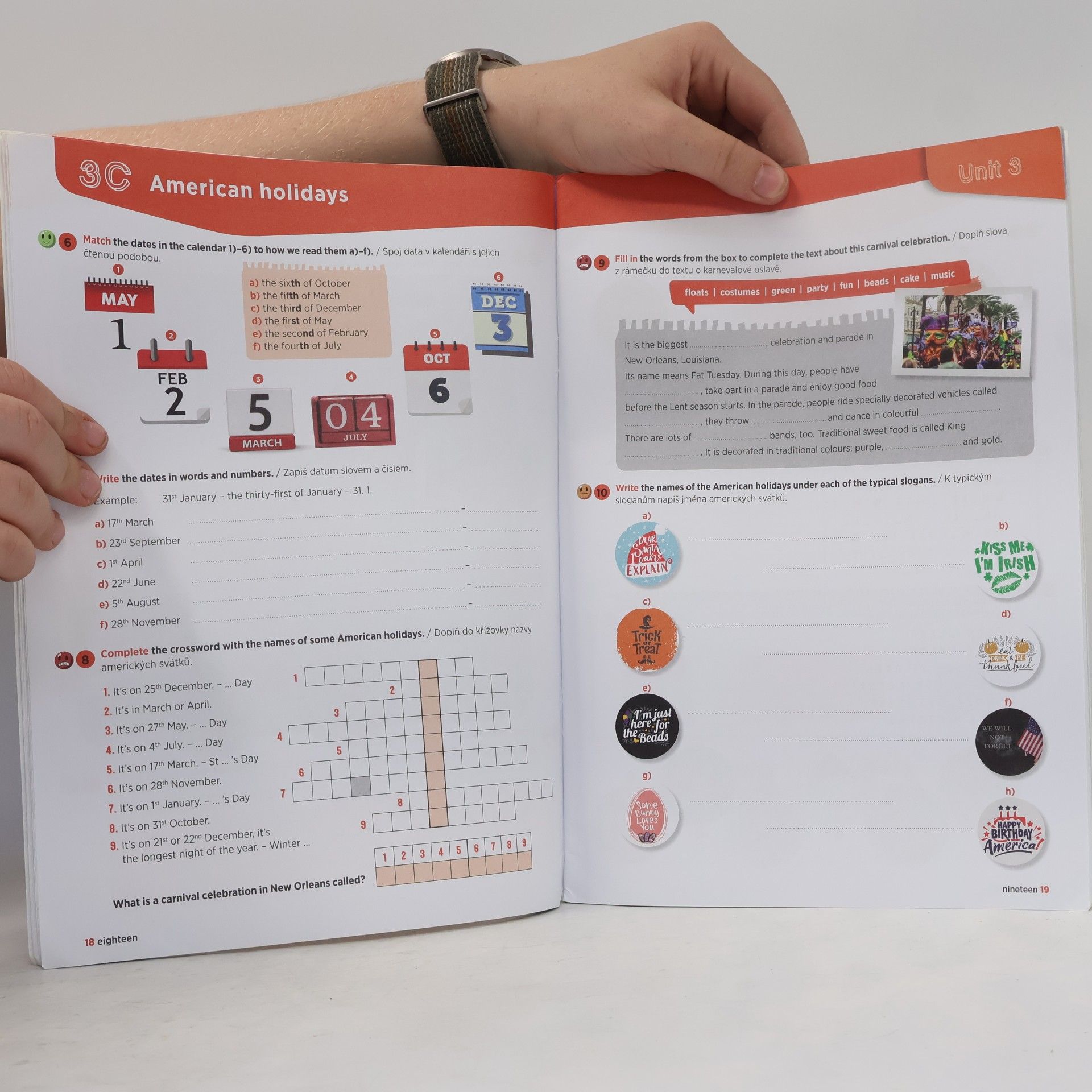 Zdeňka Španingerová Bloggers 3 : Connected With The World of English. Pracovní sešit 2