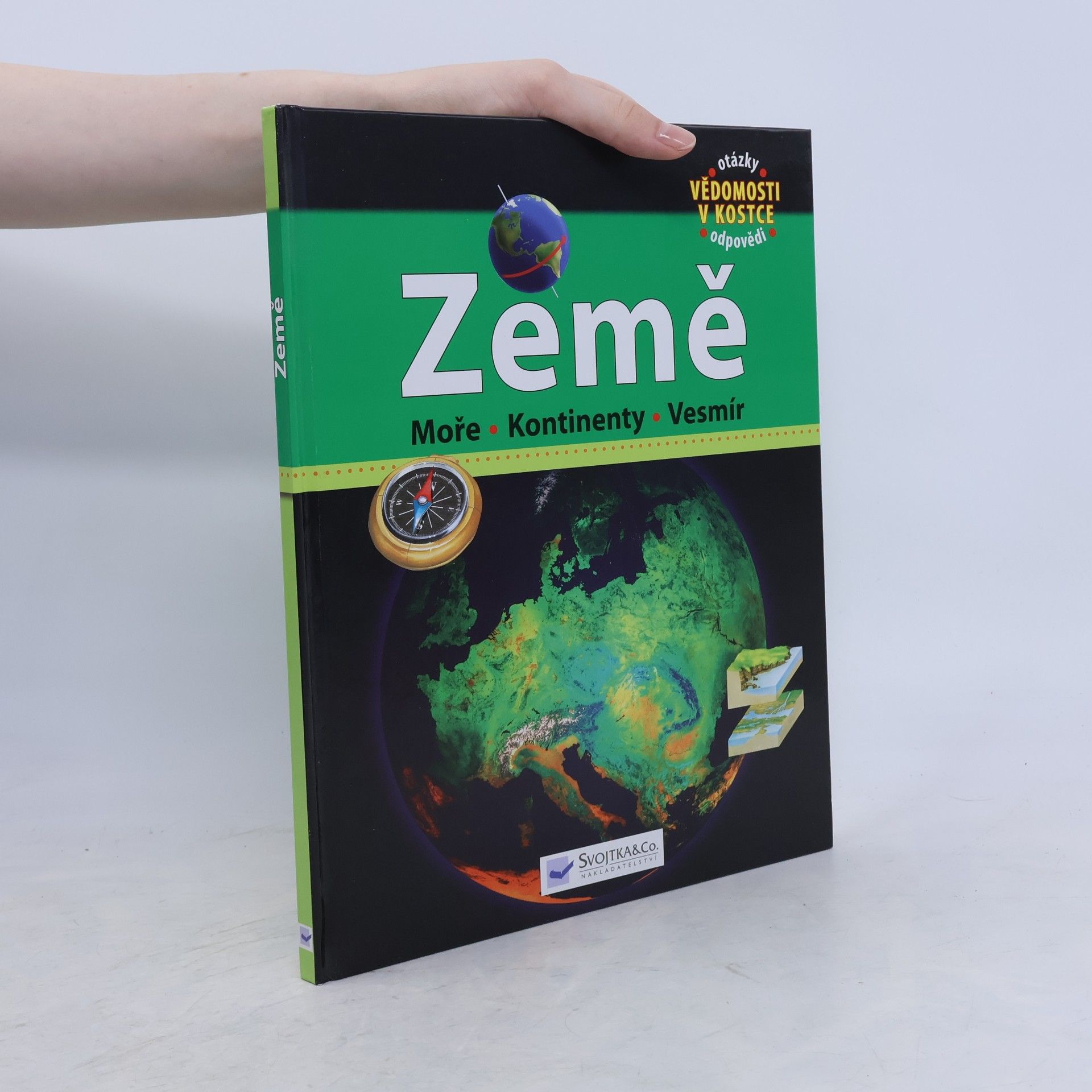 Kolektív autorov Země. Moře, kontinenty, vesmír