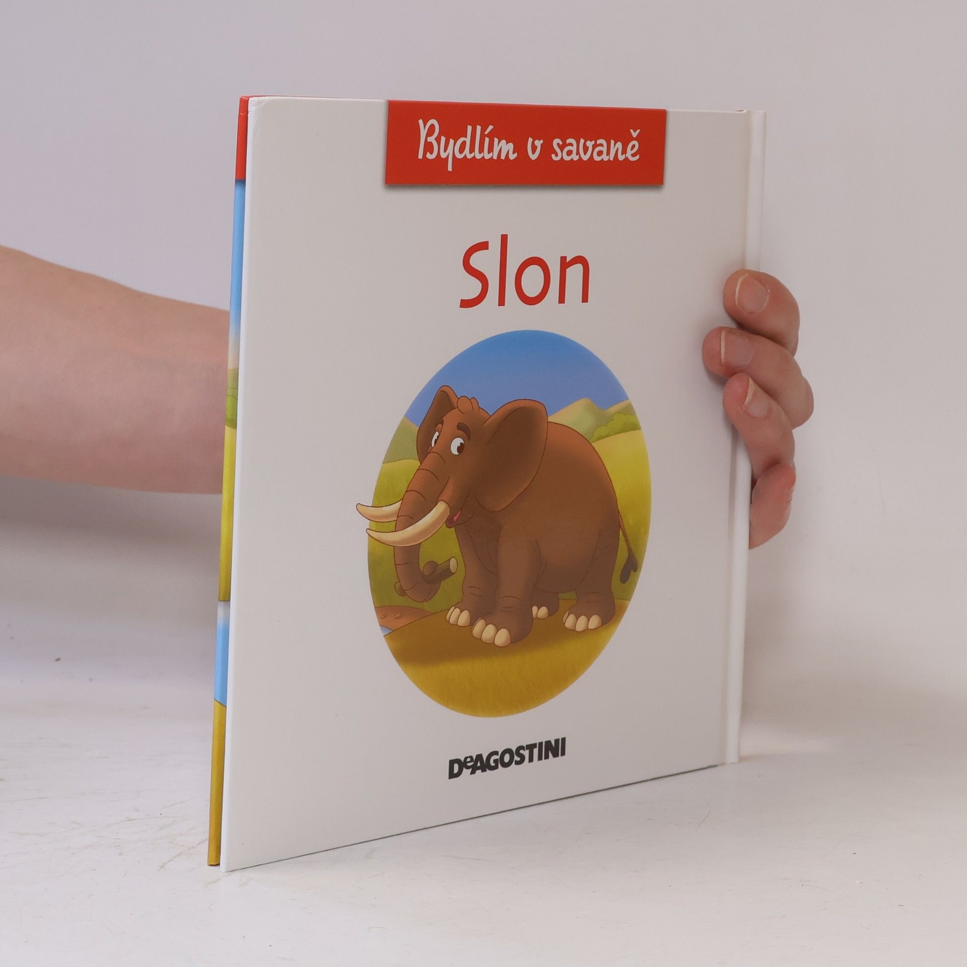 Various authors Bydlím v savaně 3. Slon
