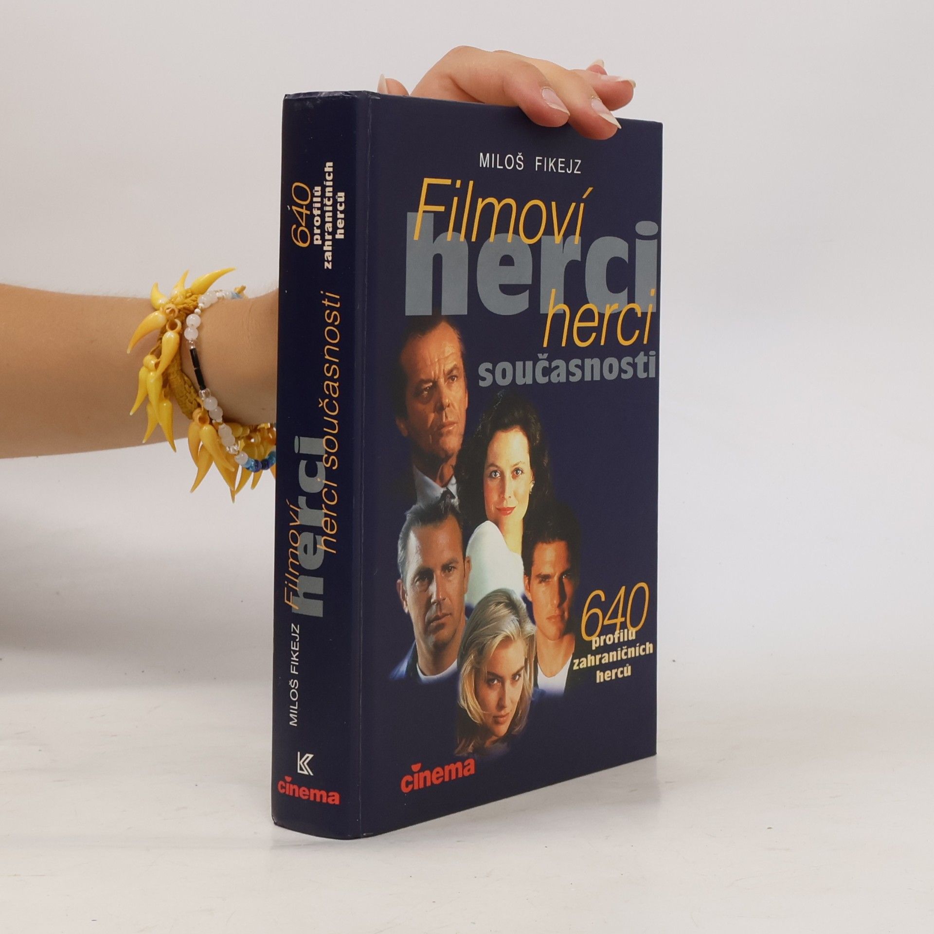 Filmoví herci současnosti. 640 profilů zahraničních herců