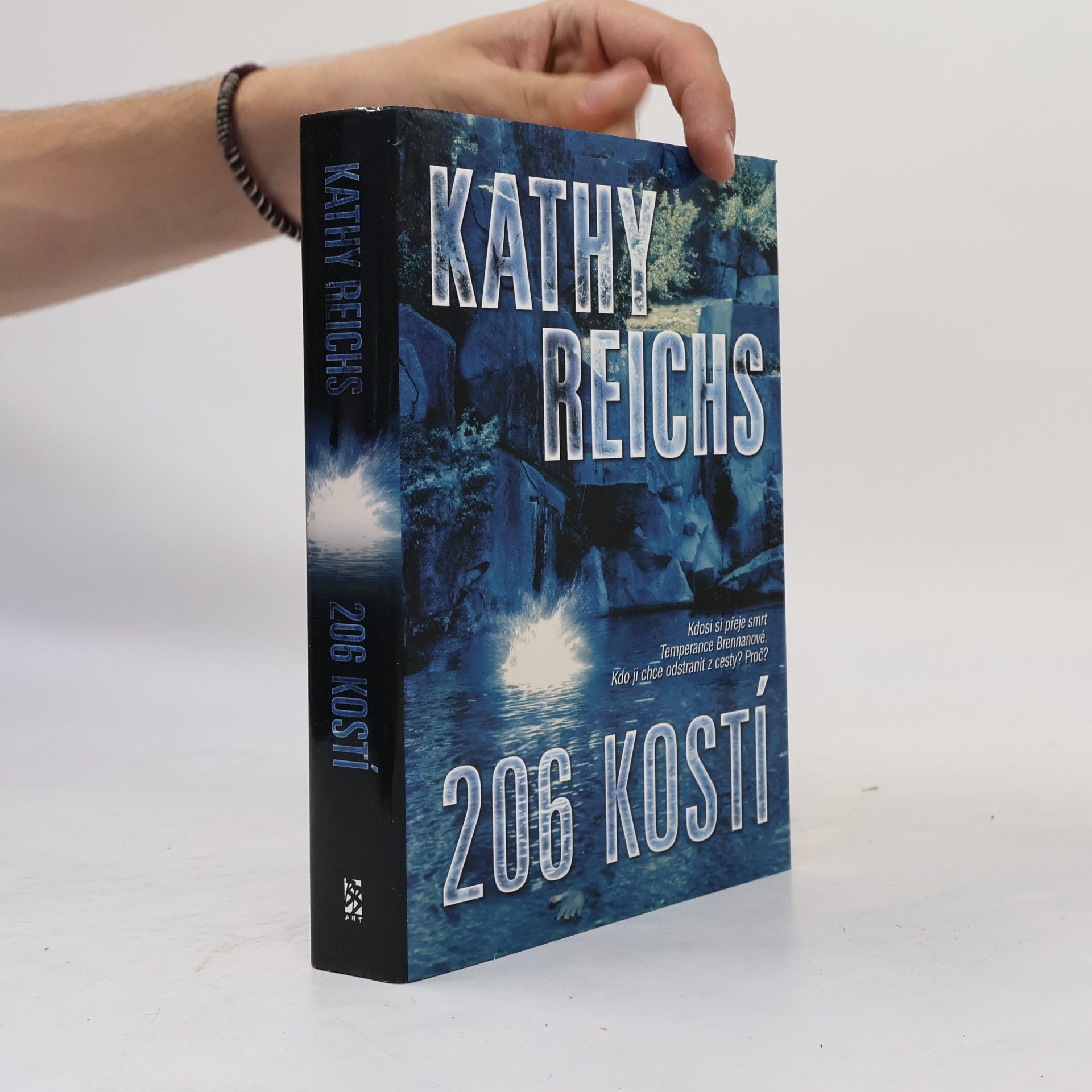 Kathy Reichs 206 kostí
