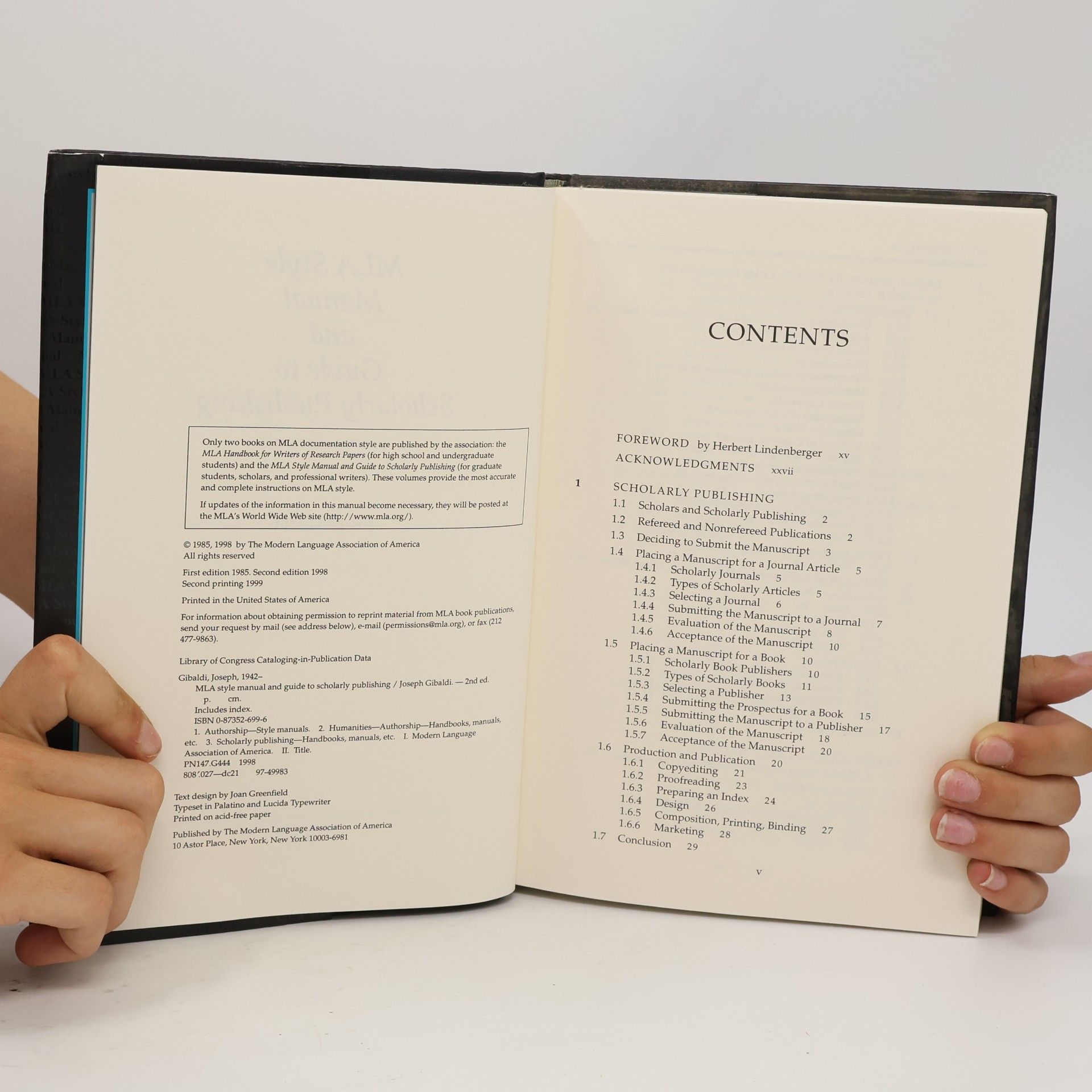 Herbert Lindenberger MLA Style Manual and Guide to Scholarly Publishing, Second Edition