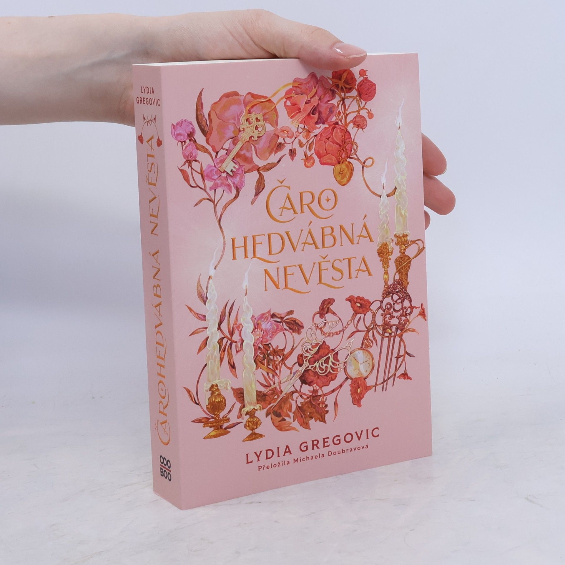 Lydia Gregovic Čarohedvábná nevěsta