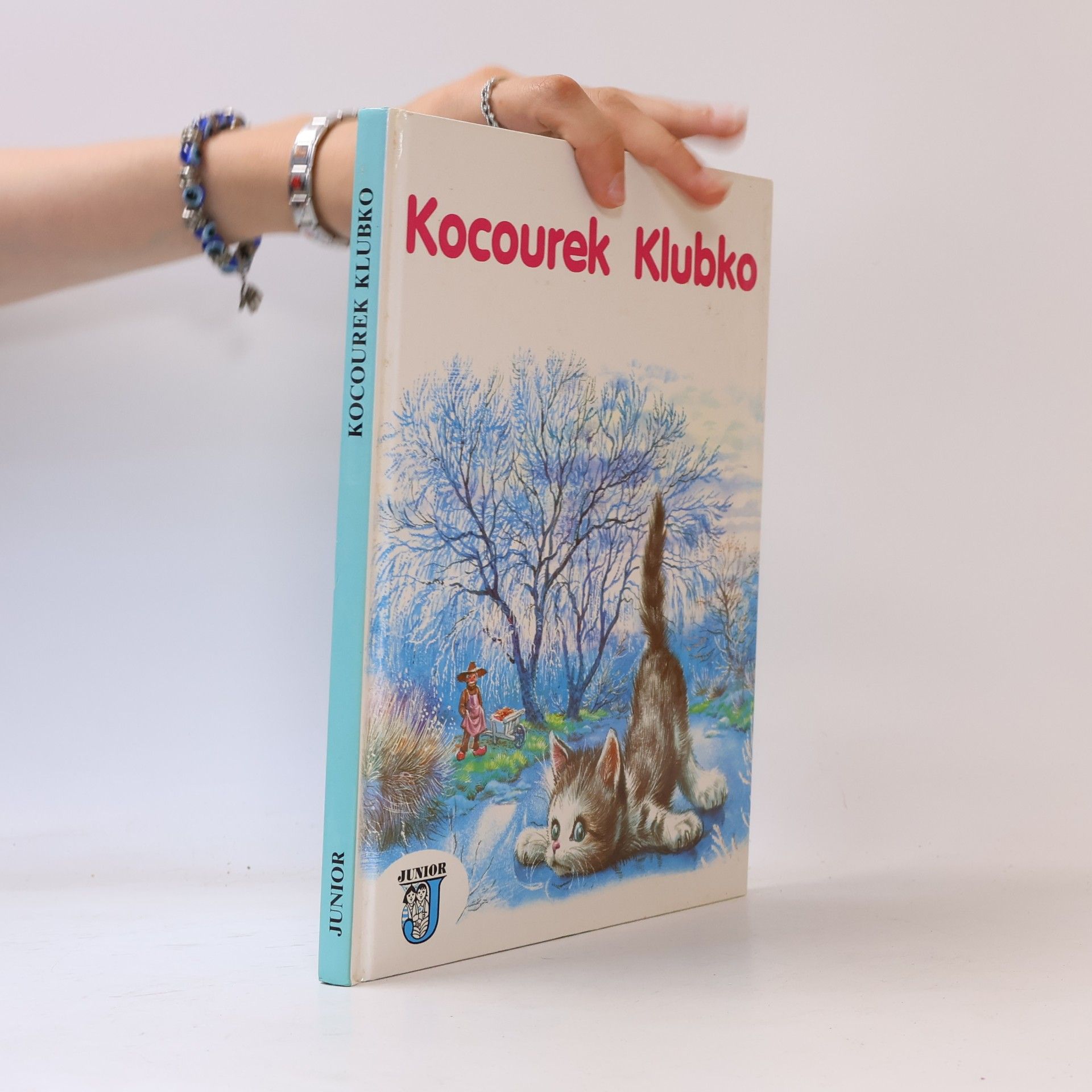 Erville Lucienne Kocourek Klubko