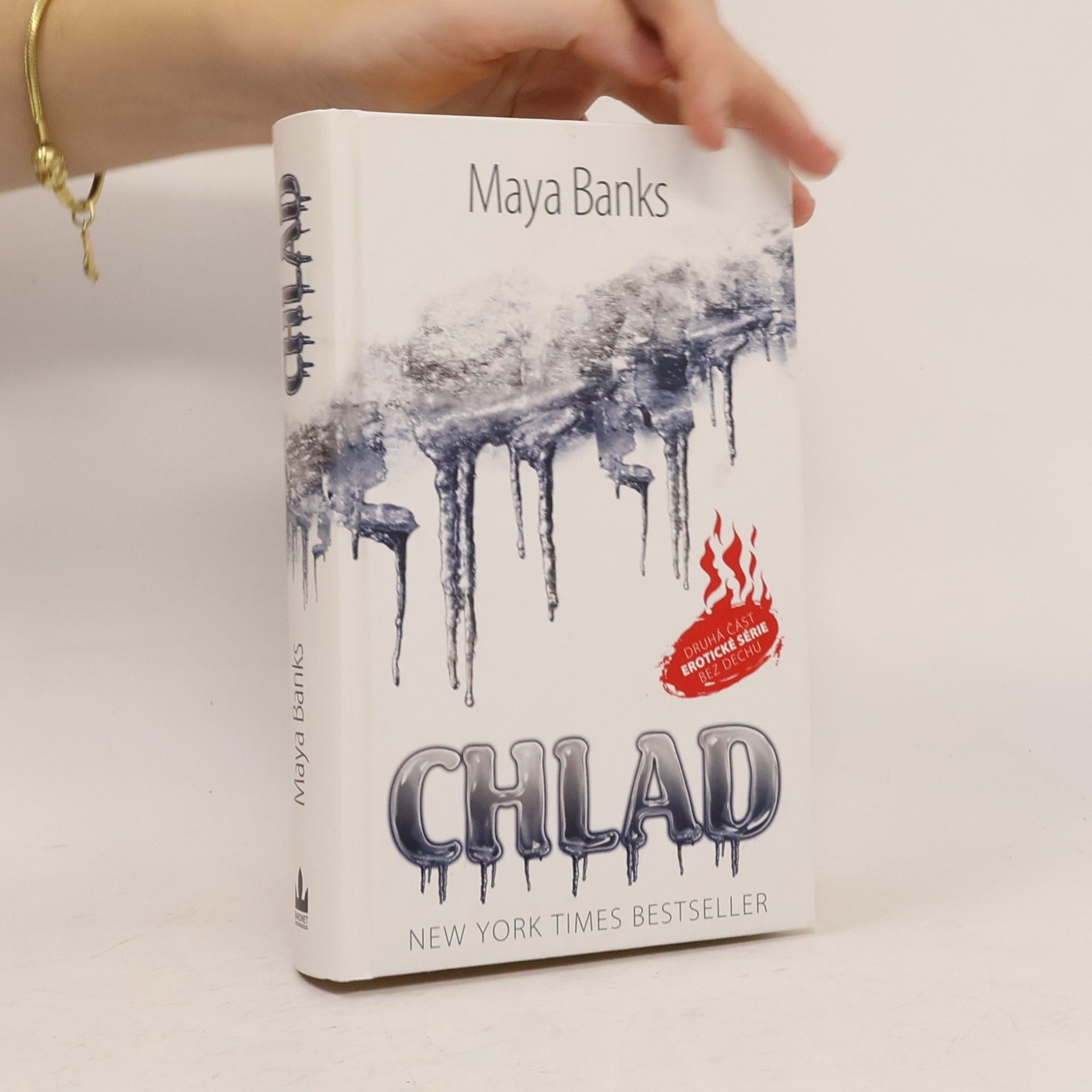 Maya Banks Chlad. Druhá část série Bez dechu