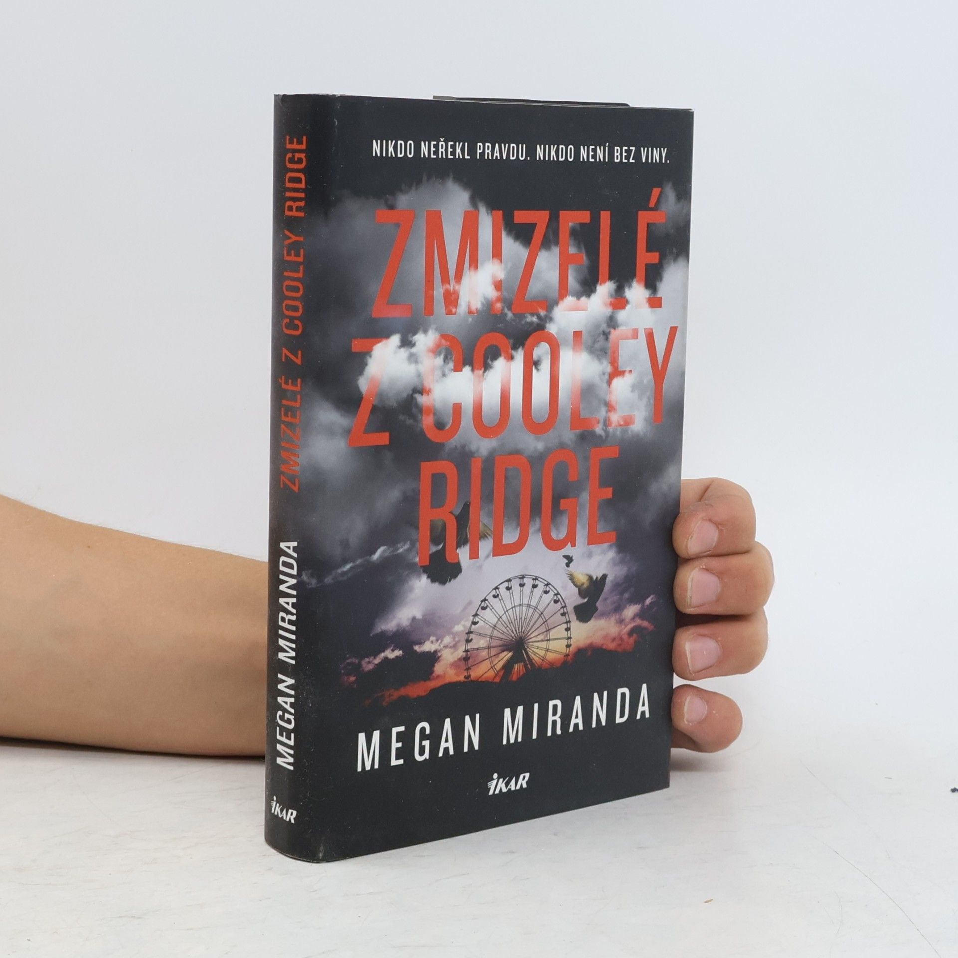 Megan Miranda Zmizelé z Cooley Ridge