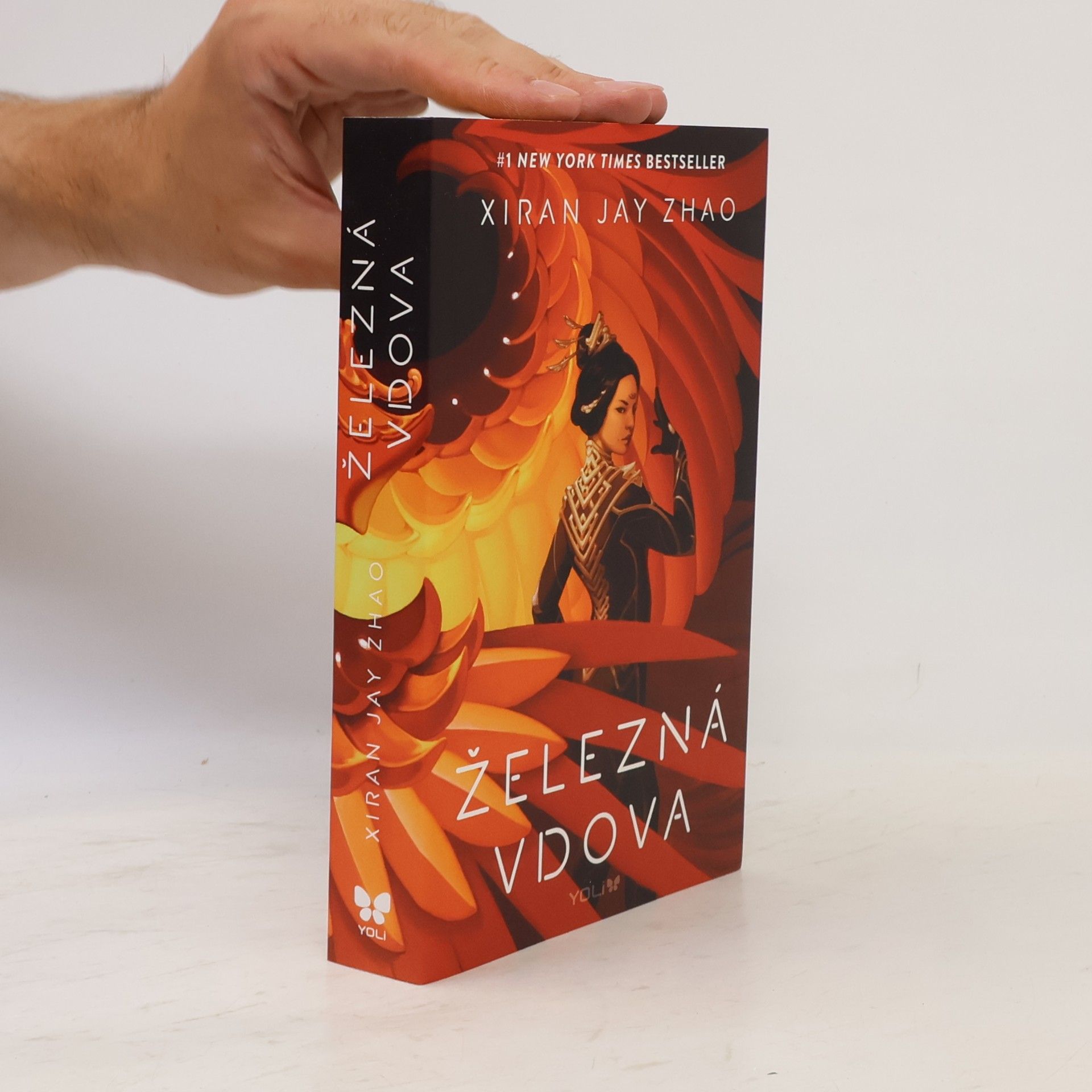 Xiran Jay Zhao Železná vdova