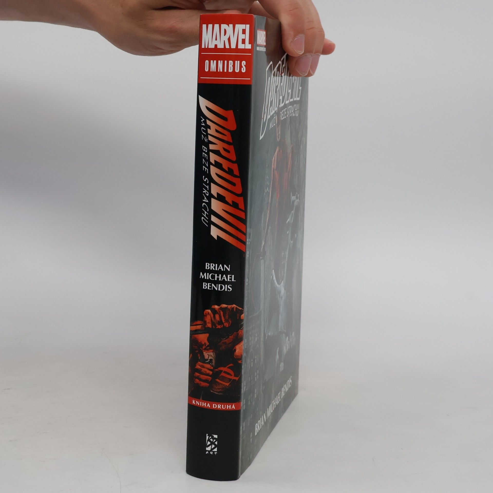 Daredevil Omnibus: Muž beze strachu! Kniha druhá