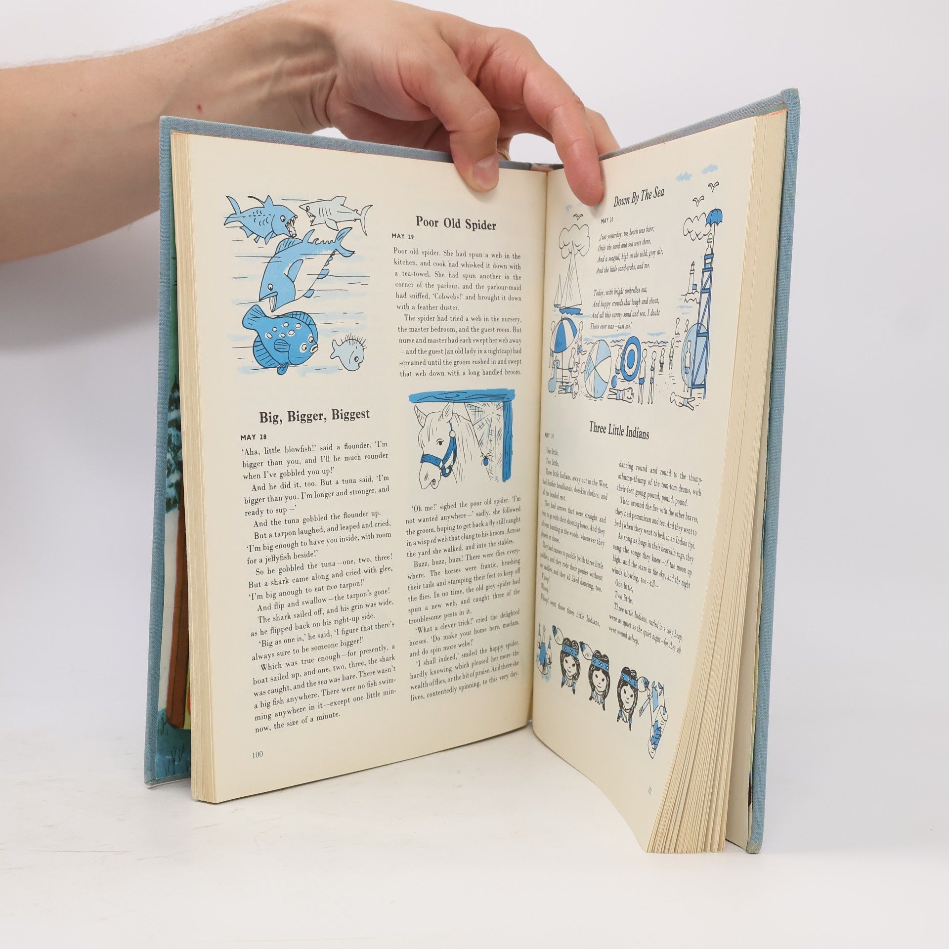 Collectif d'auteurs The Bedtime Book of 365 Stories