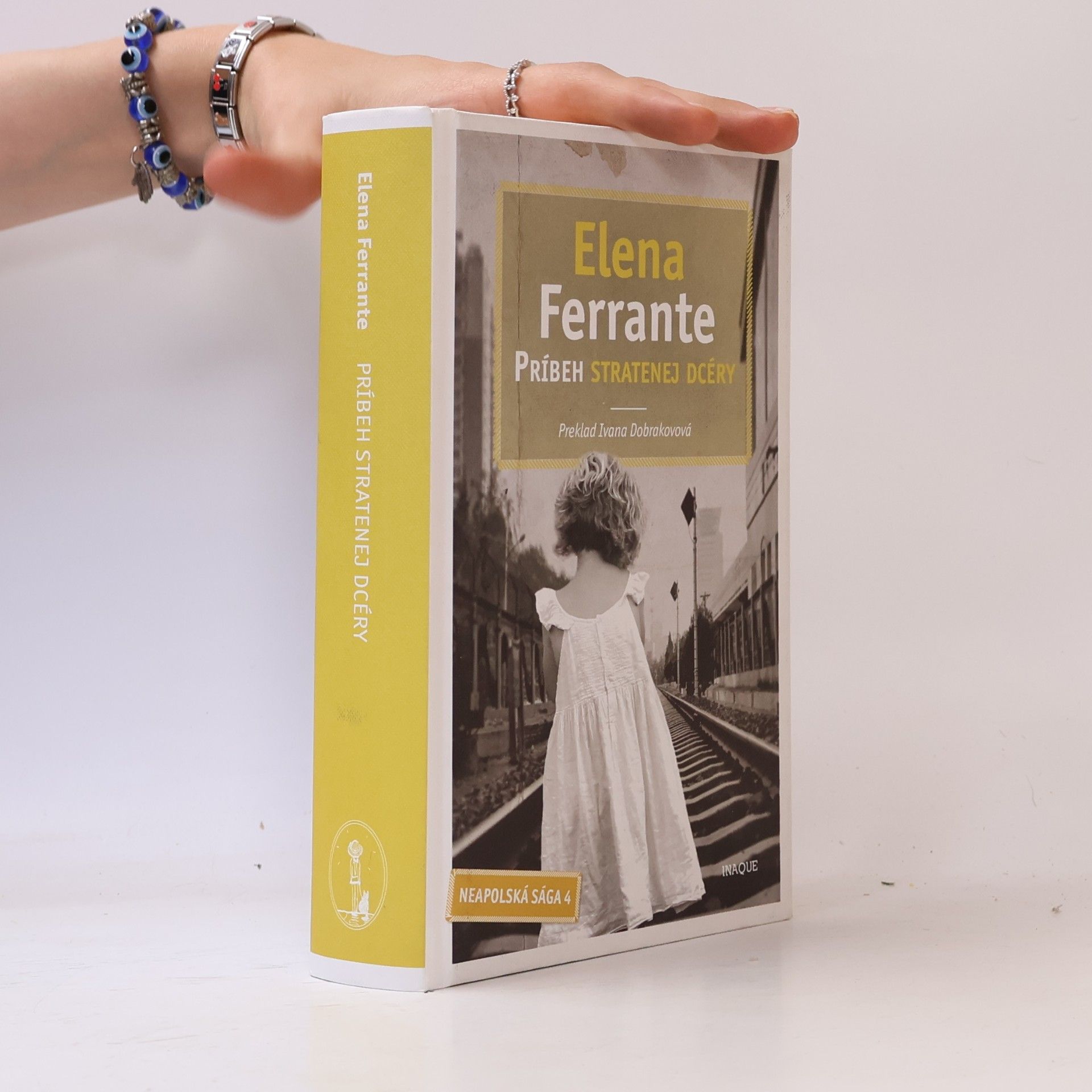 Elena Ferrante Príbeh stratenej dcéry