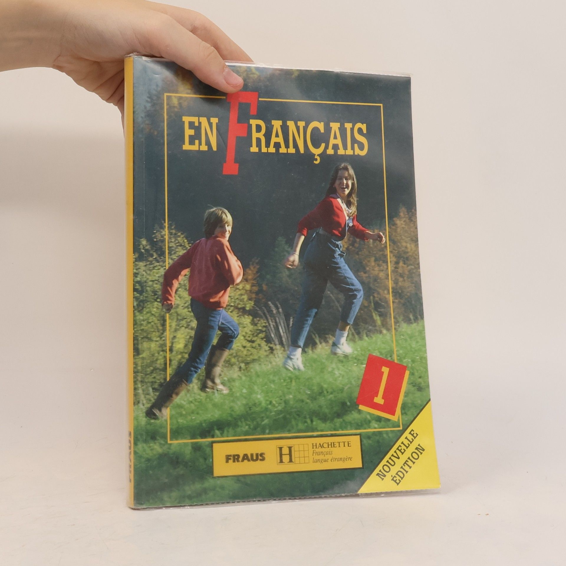 En francais. 1