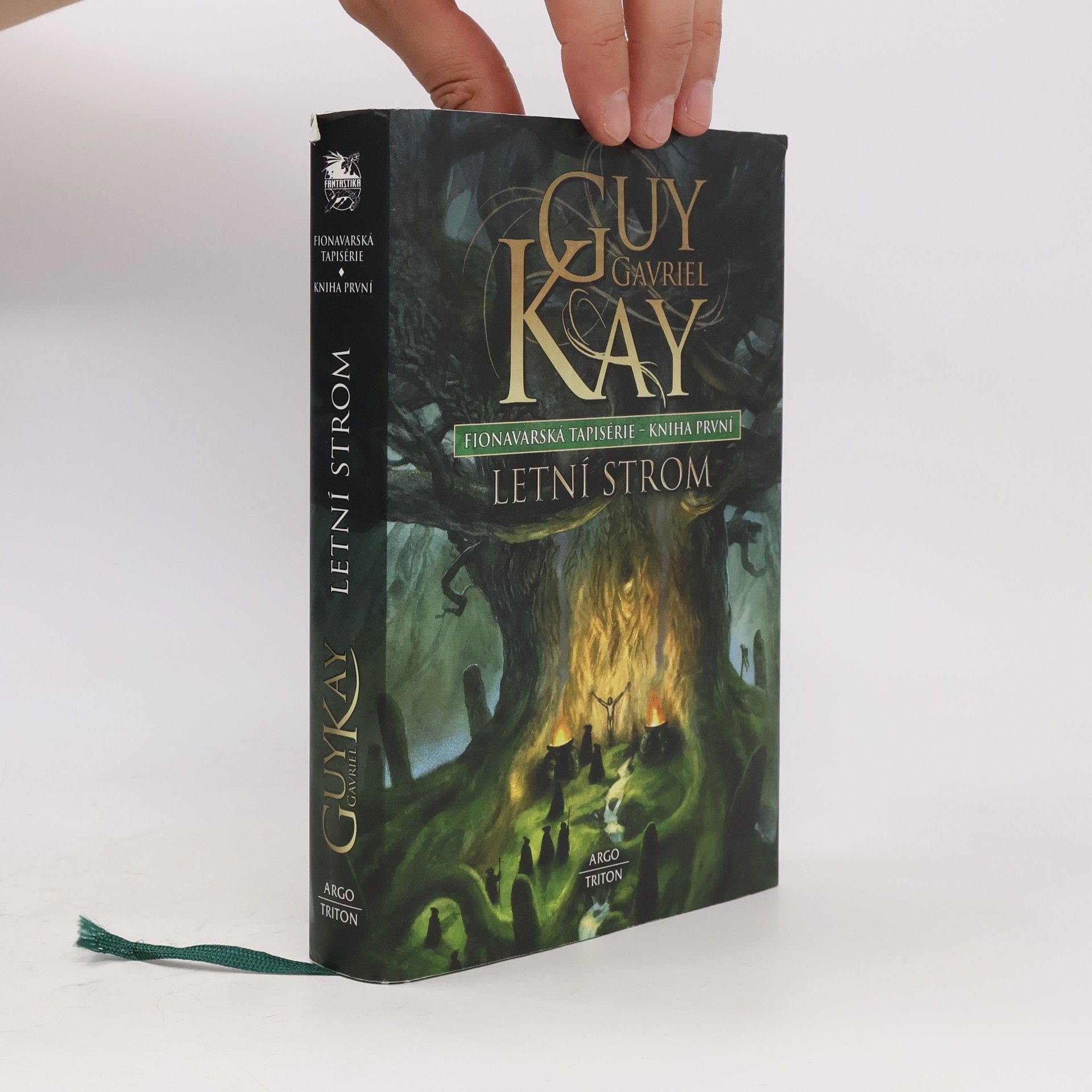Guy Gavriel Kay Fionavarská tapiserie. Kniha první, Letní strom
