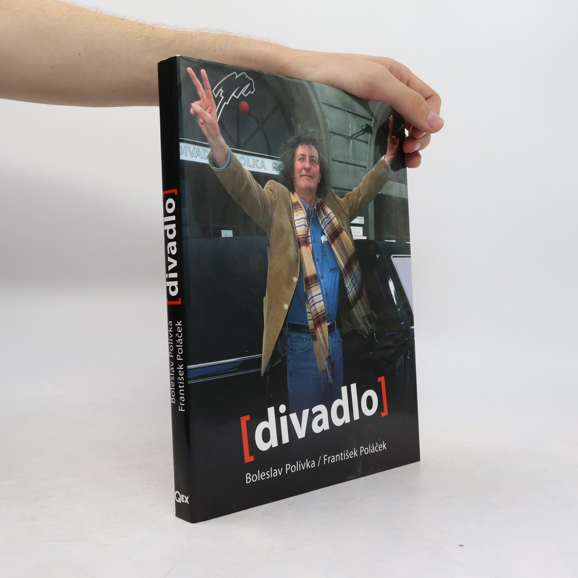 Divadlo