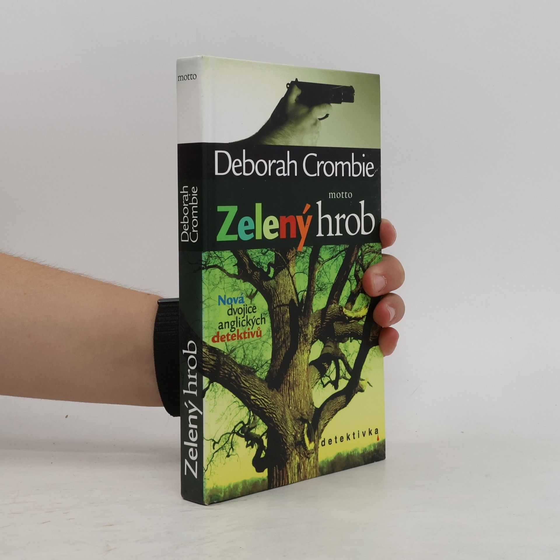 Crombie Deborah Zelený hrob