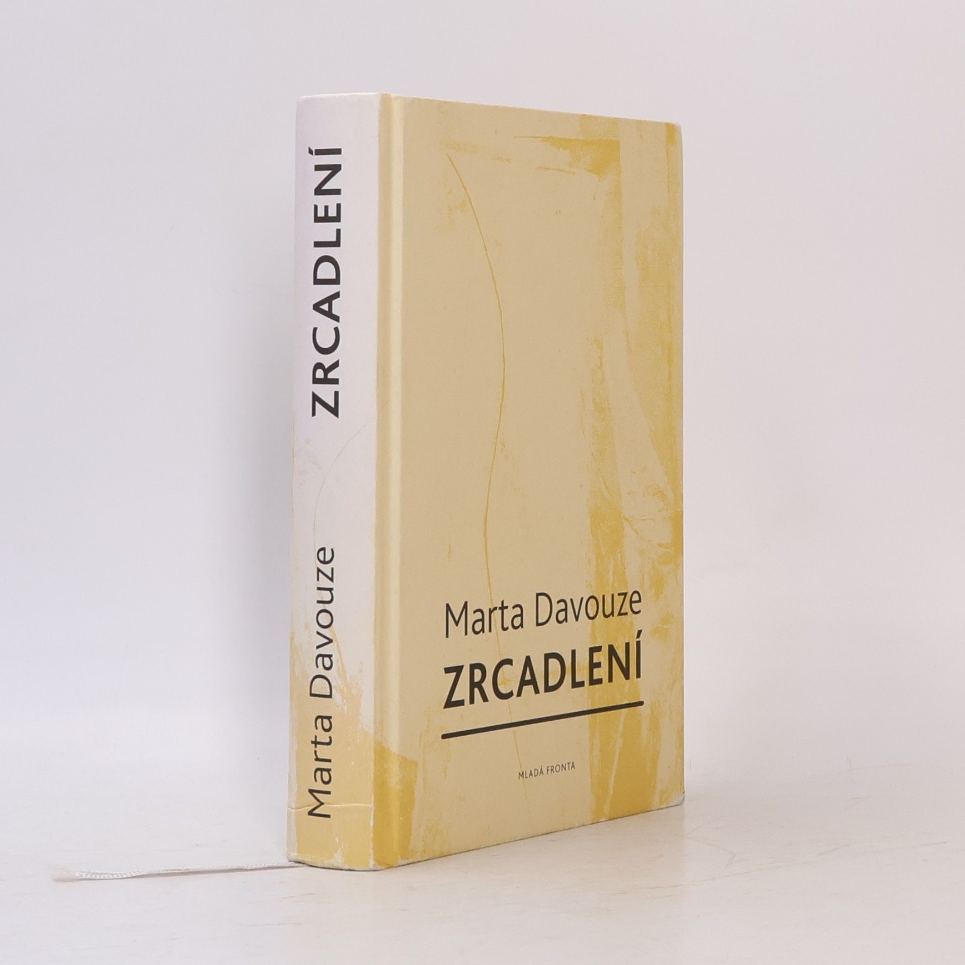 Marta Davouze Zrcadlení