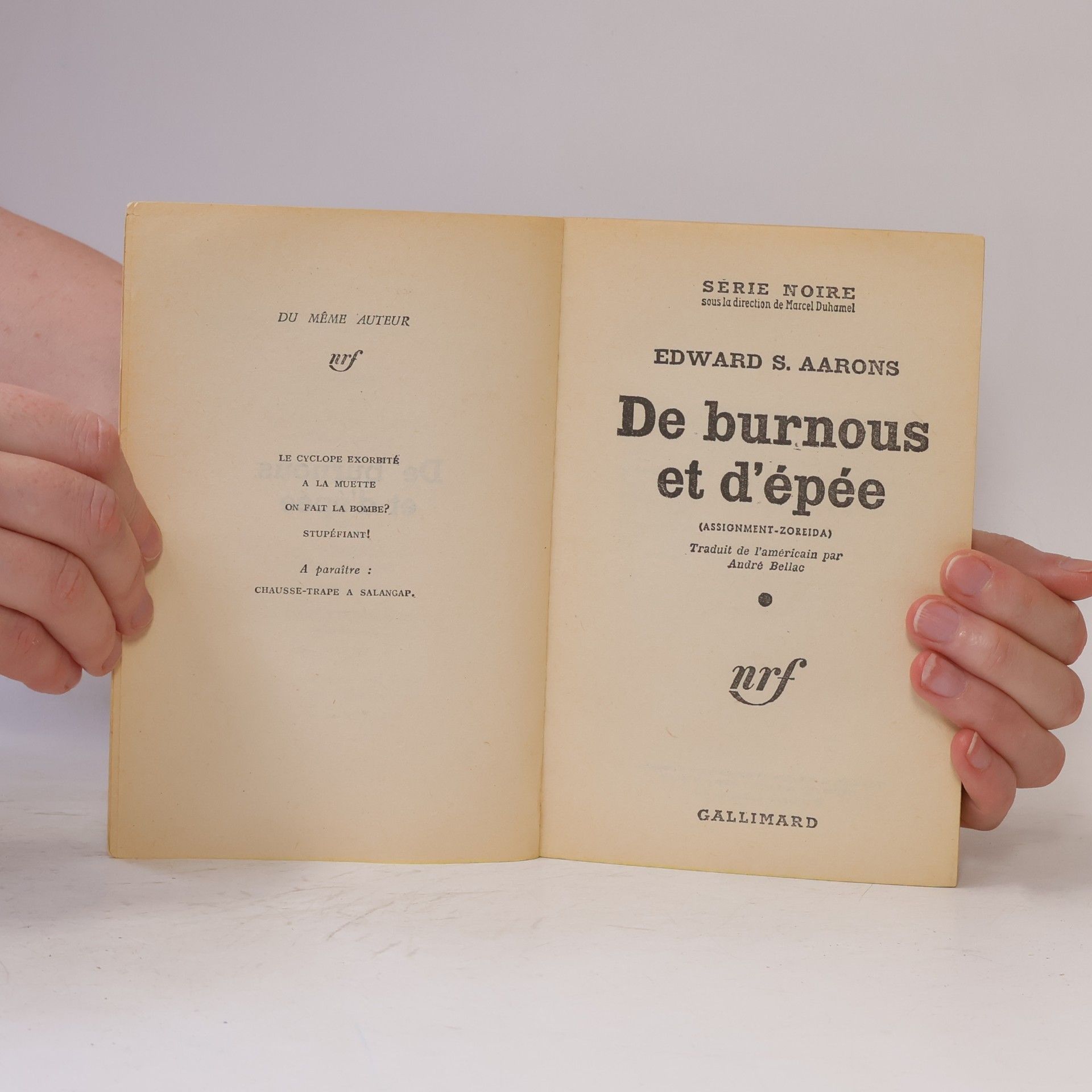 Aarons Edward S. De burnous et d´épée