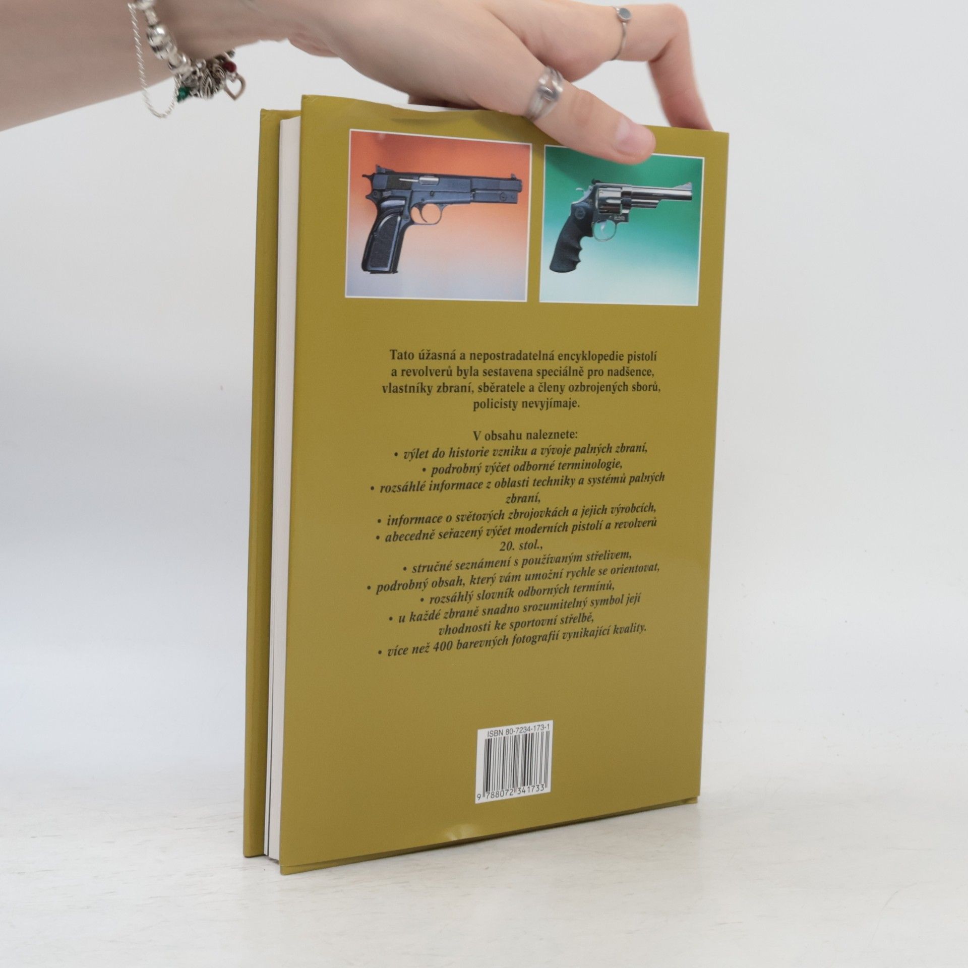 A. E. Hartink Encyklopedie pistolí a revolverů