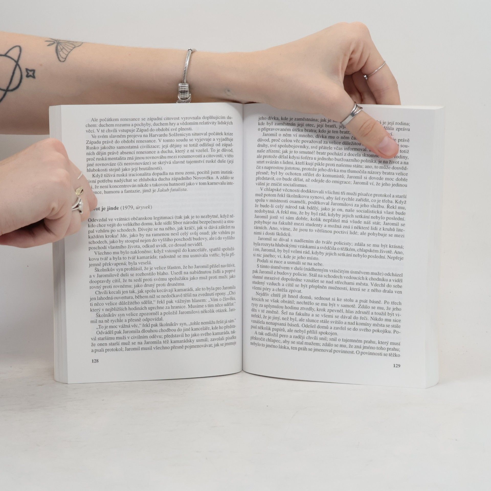 Vladimír Nezkusil Čítanka české a světové literatury po roce 1945 pro 4. ročník středních škol