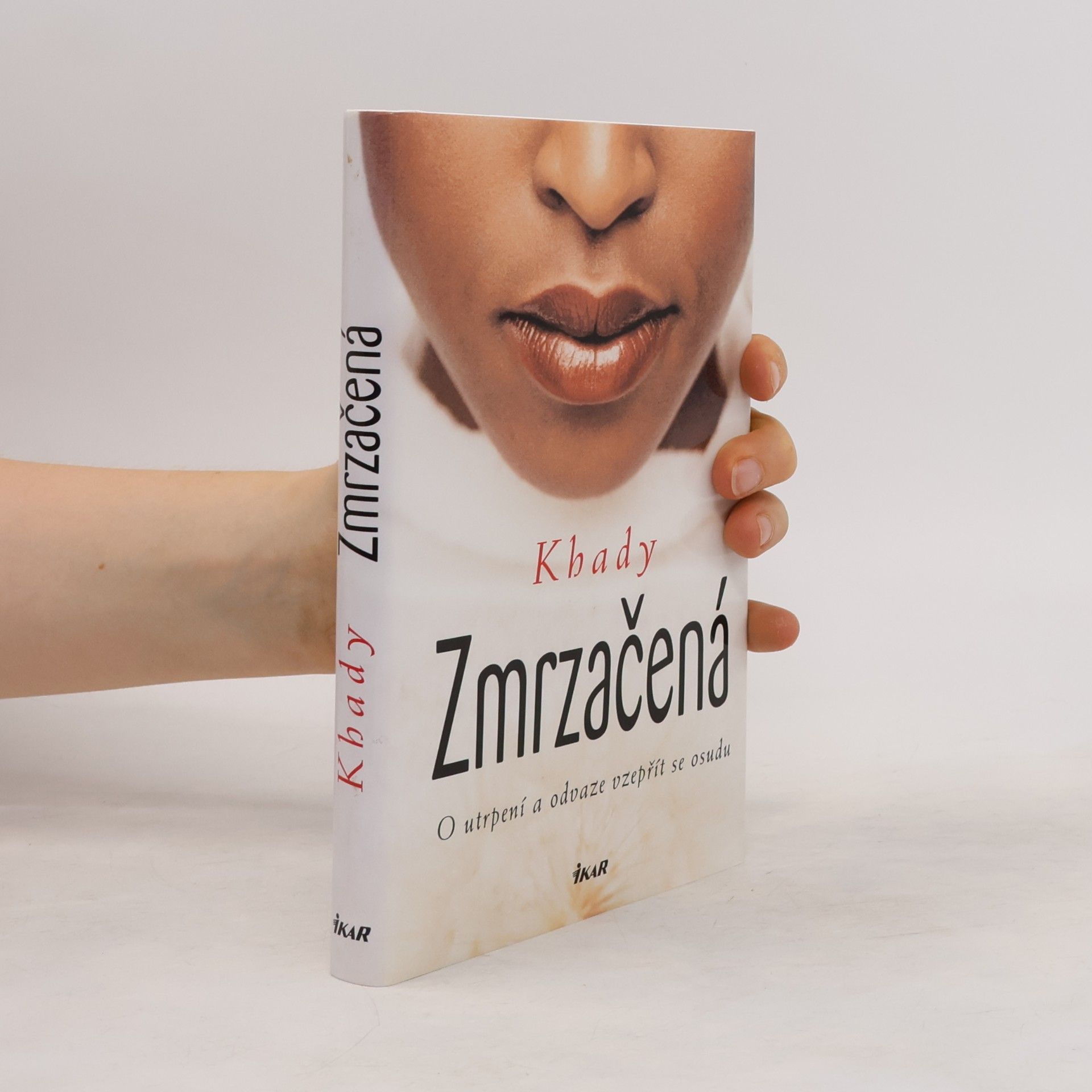 Khady Khady Zmrzačená