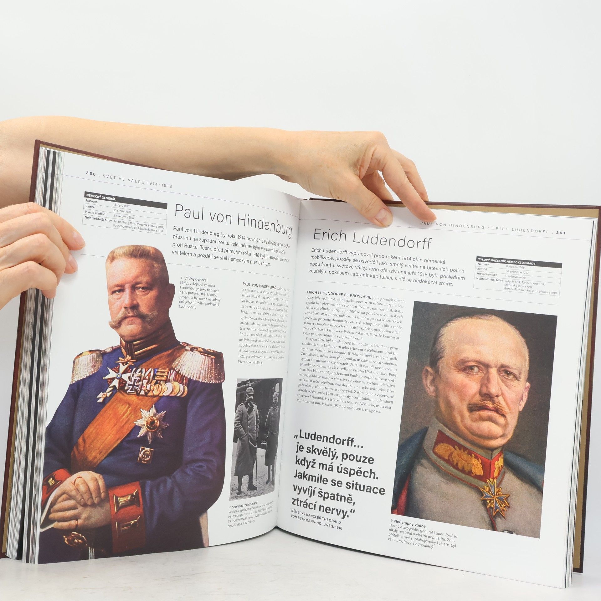 Karel Kopička Válečníci a vojevůdci : obrazová historie vojáků od velitelů po bojovníky v první linii