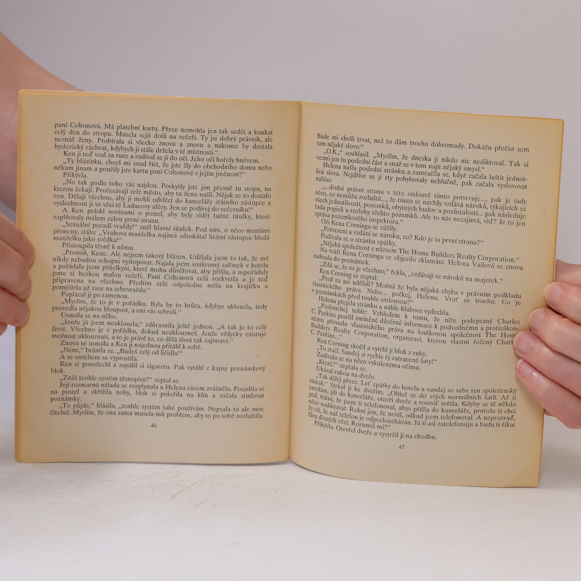 Erle Stanley Gardner Poctivé peníze / Záhadná neznámá