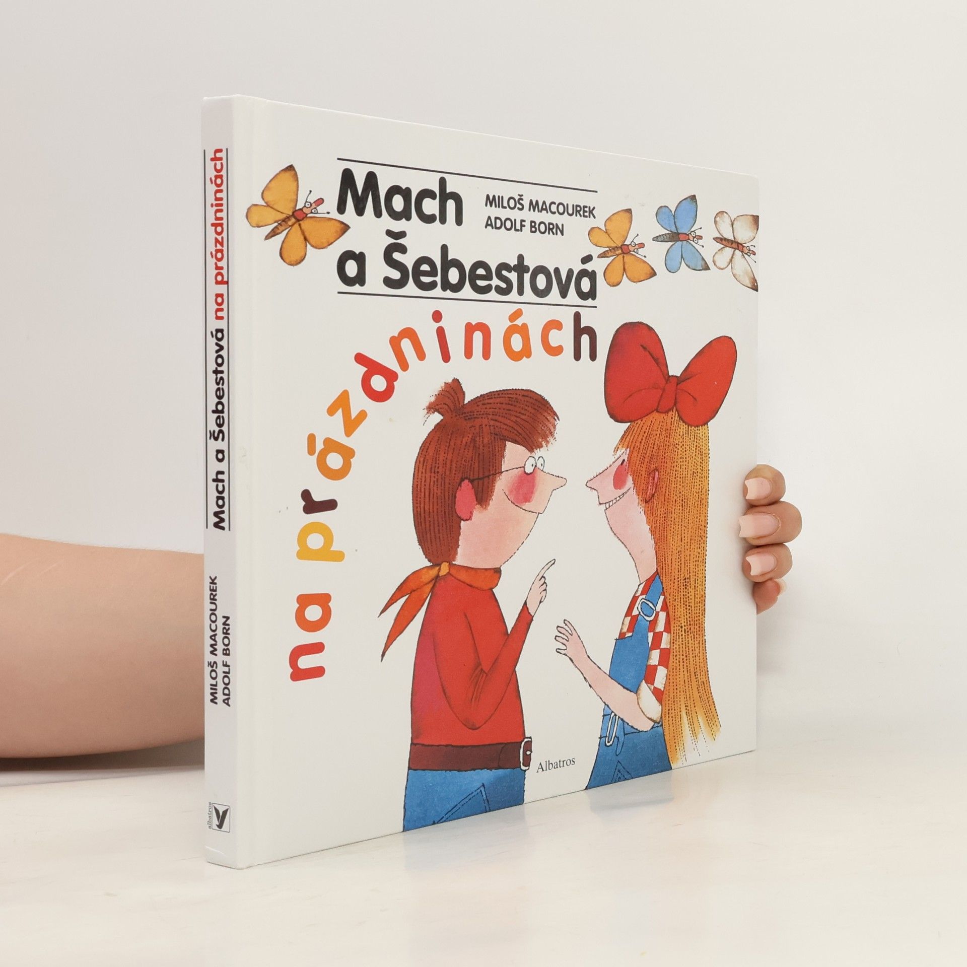 Miloš Macourek Mach a Šebestová na prázdninách
