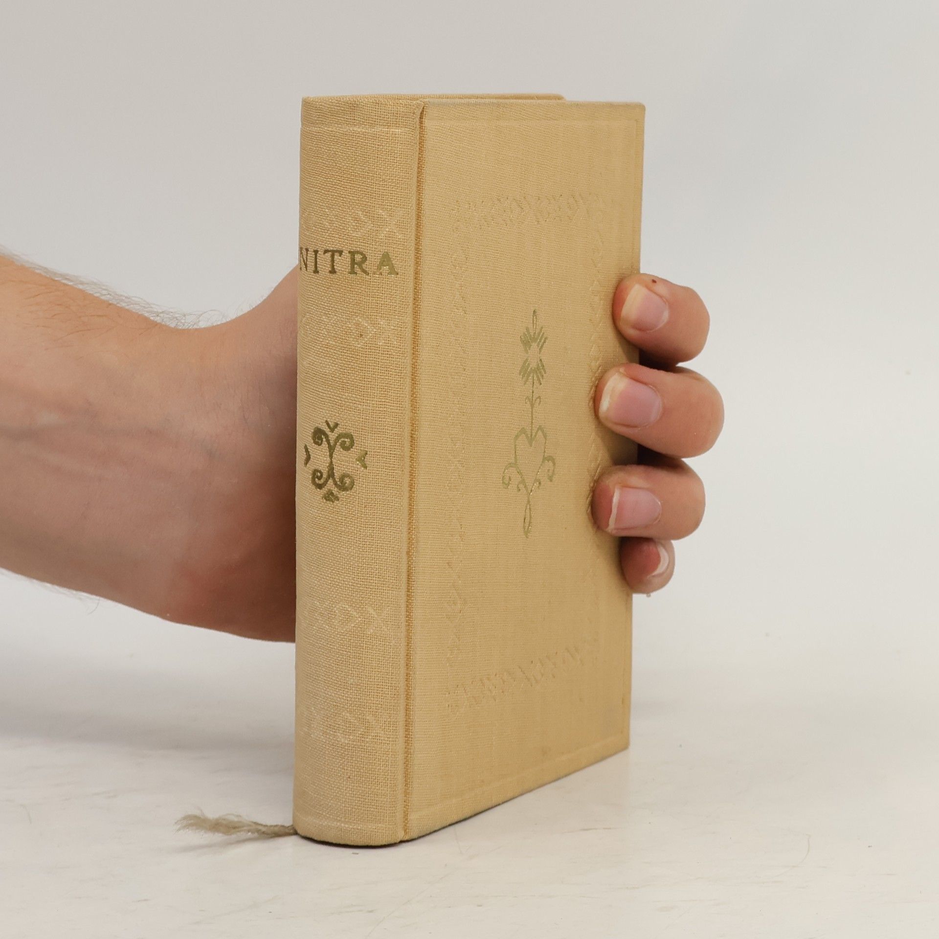 Autores varios Nitra II.