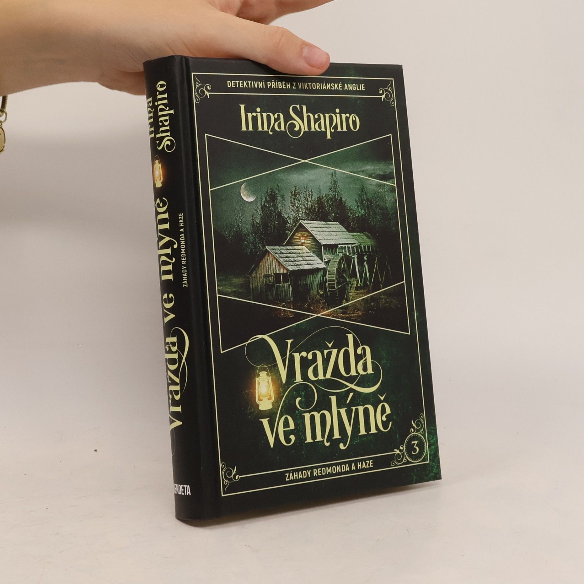Irina Shapiro Vražda ve mlýně