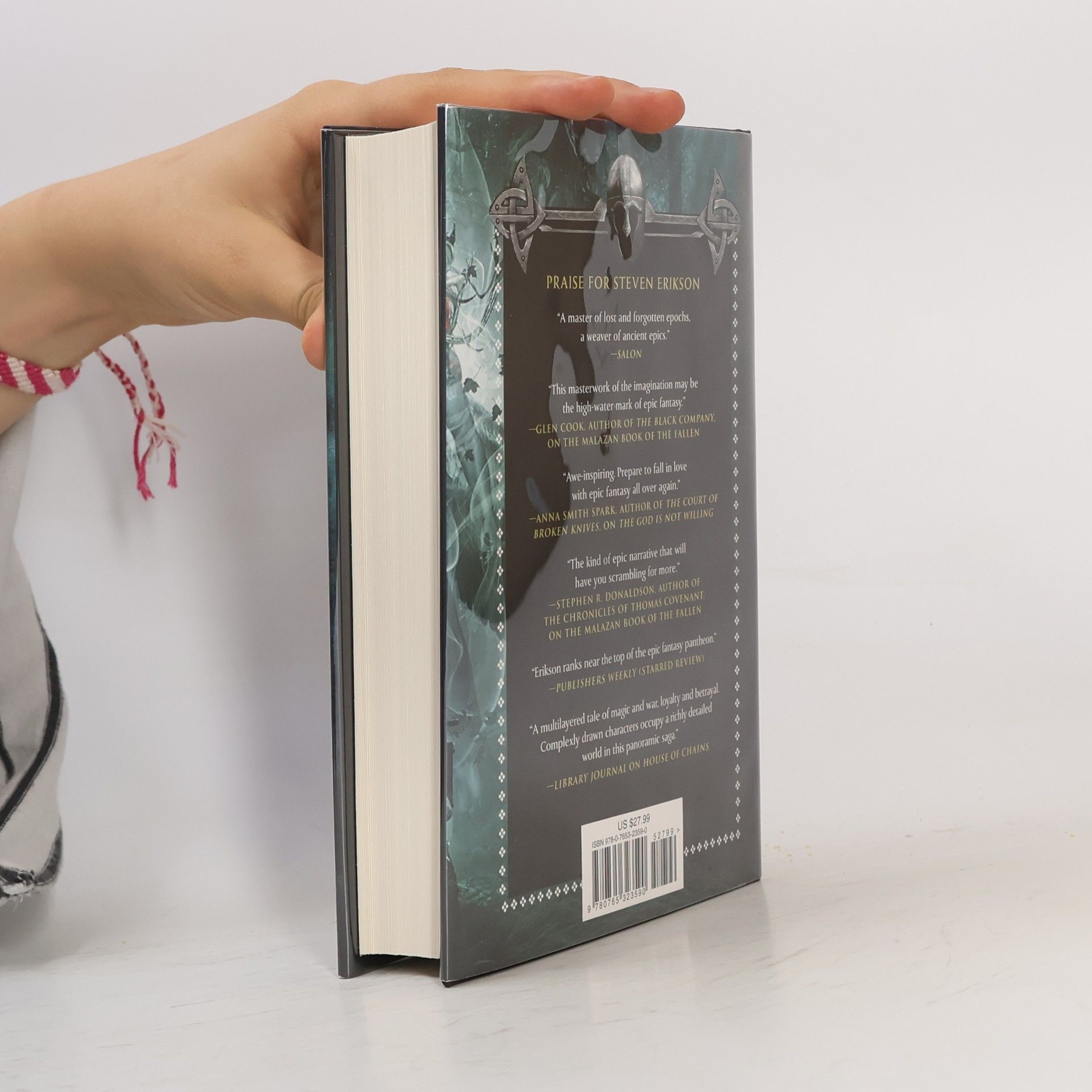 Steven Erikson The Witness Trilogy - 1: The God Is Not Willing