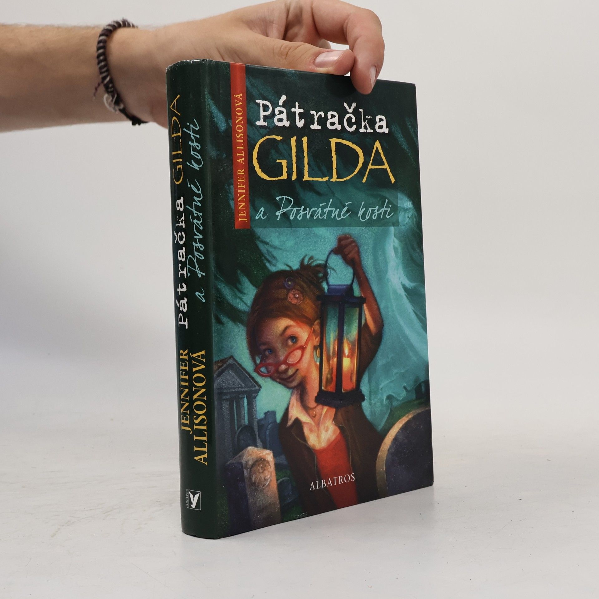 Jennifer Allison Pátračka Gilda a Posvátné kosti