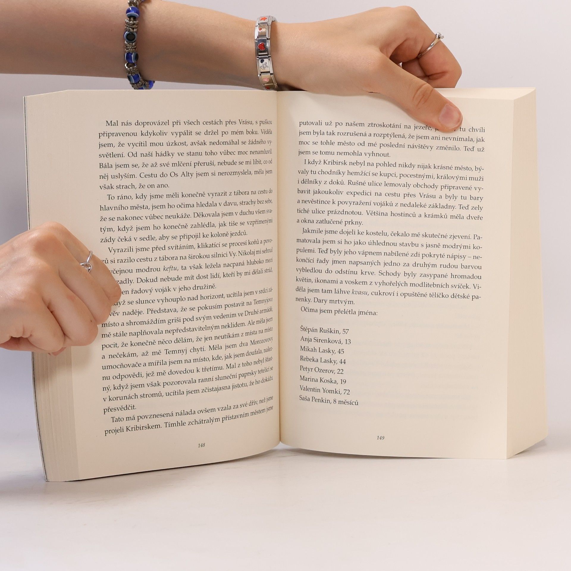 Leigh Bardugo Griša. Bouře a vzdor
