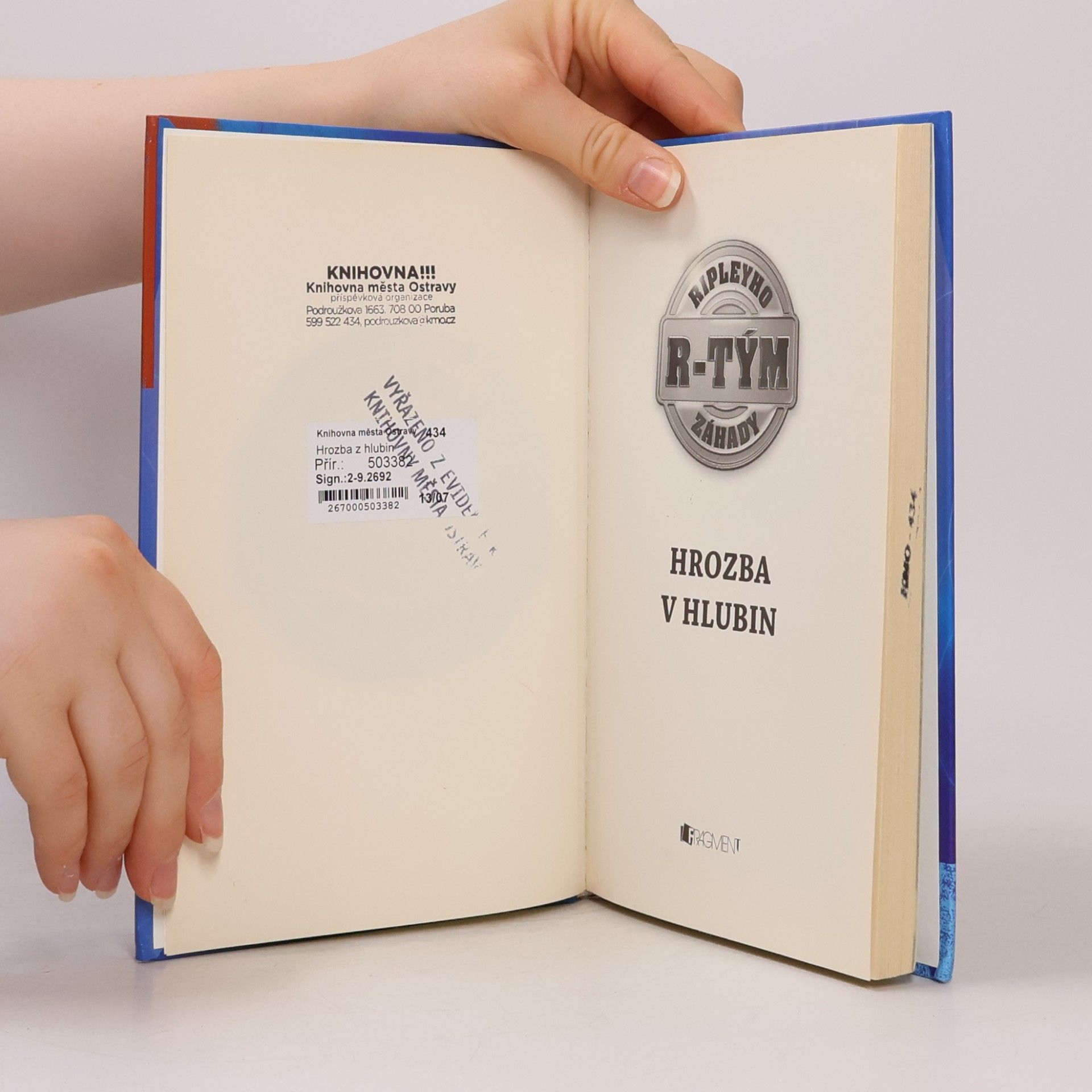 Kolektív autorov Ripleyho záhady - R-tým. Hrozba z hlubin