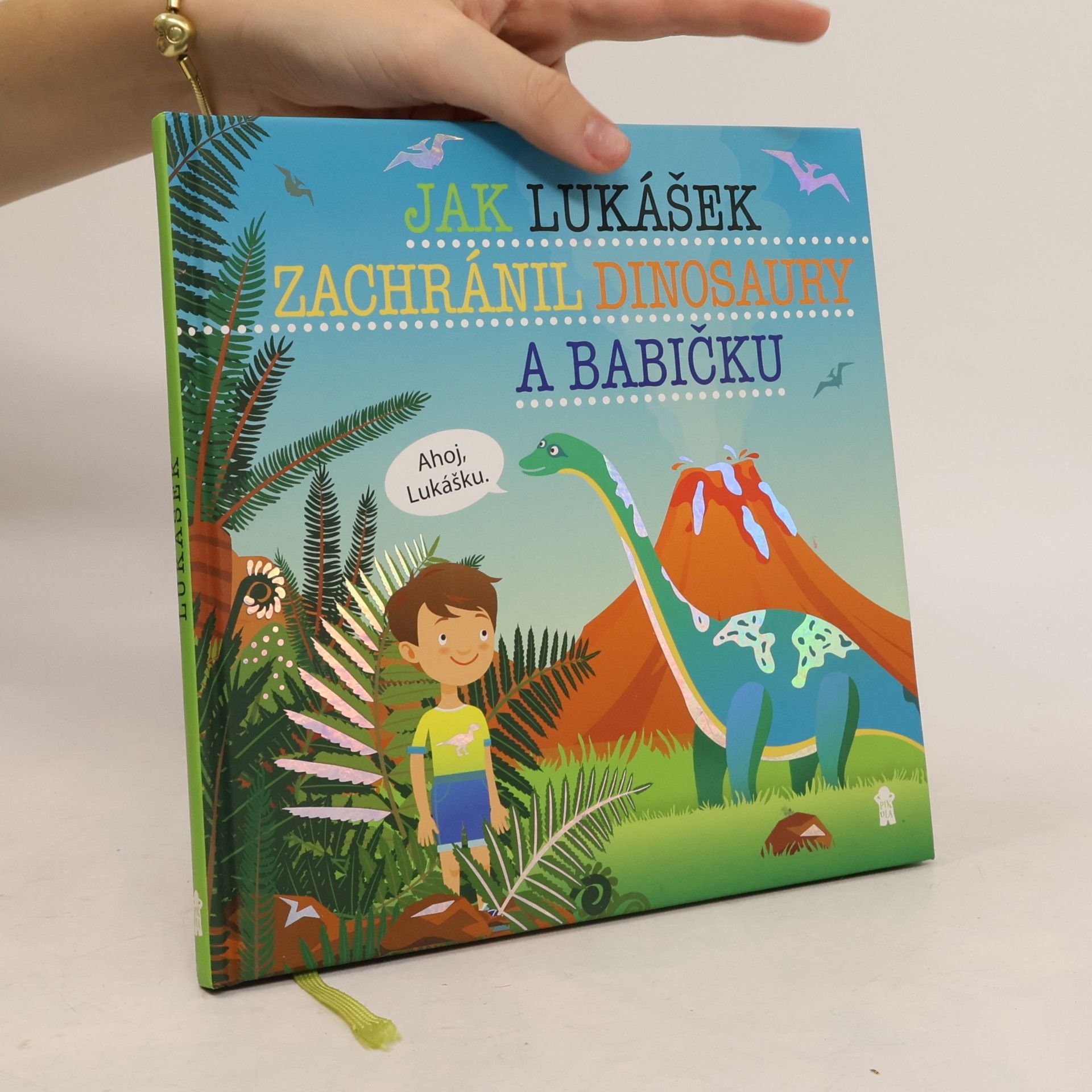 Šimon Matějů Jak Lukášek zachránil dinosaury a babičku