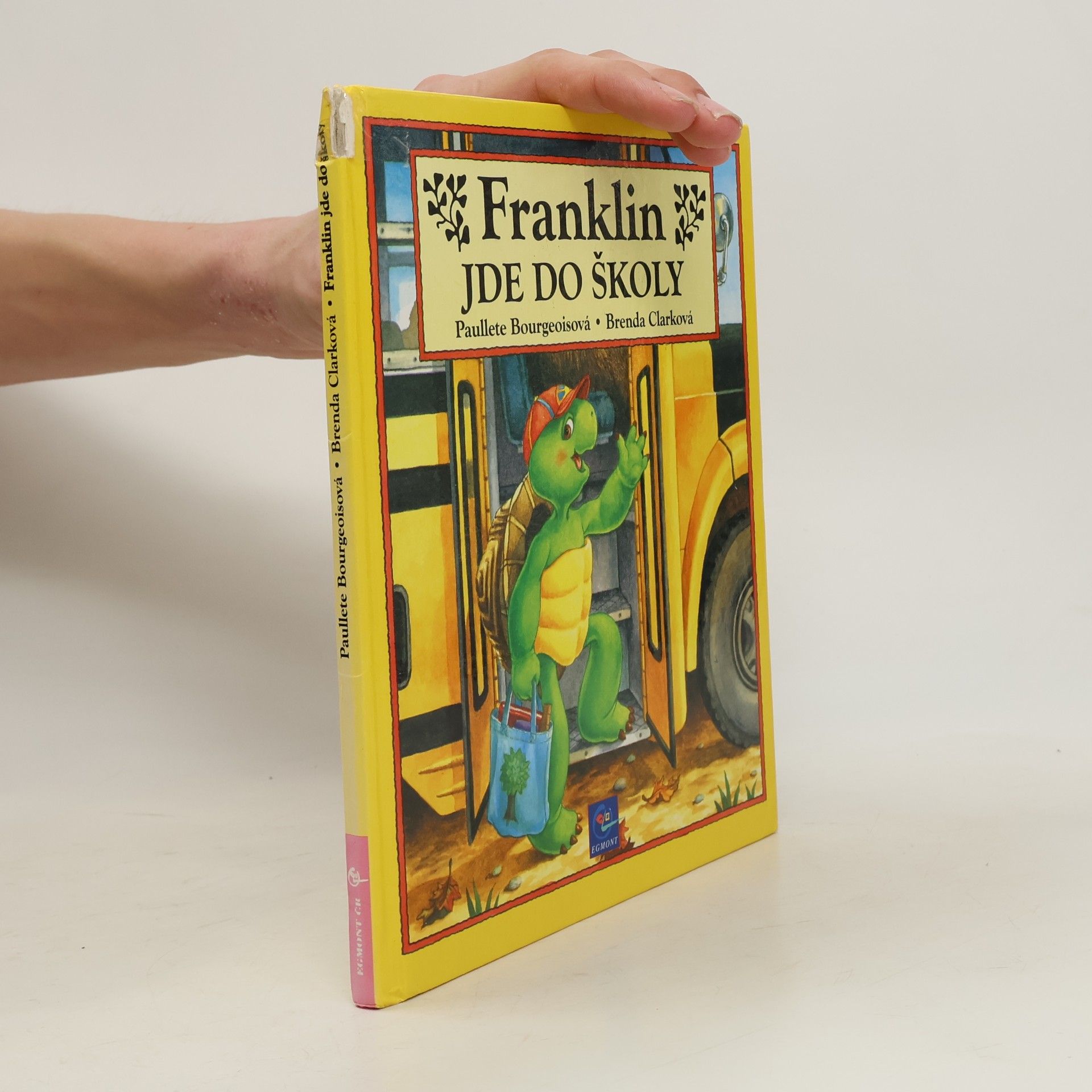 Paulette Bourgeois Franklin jde do školy