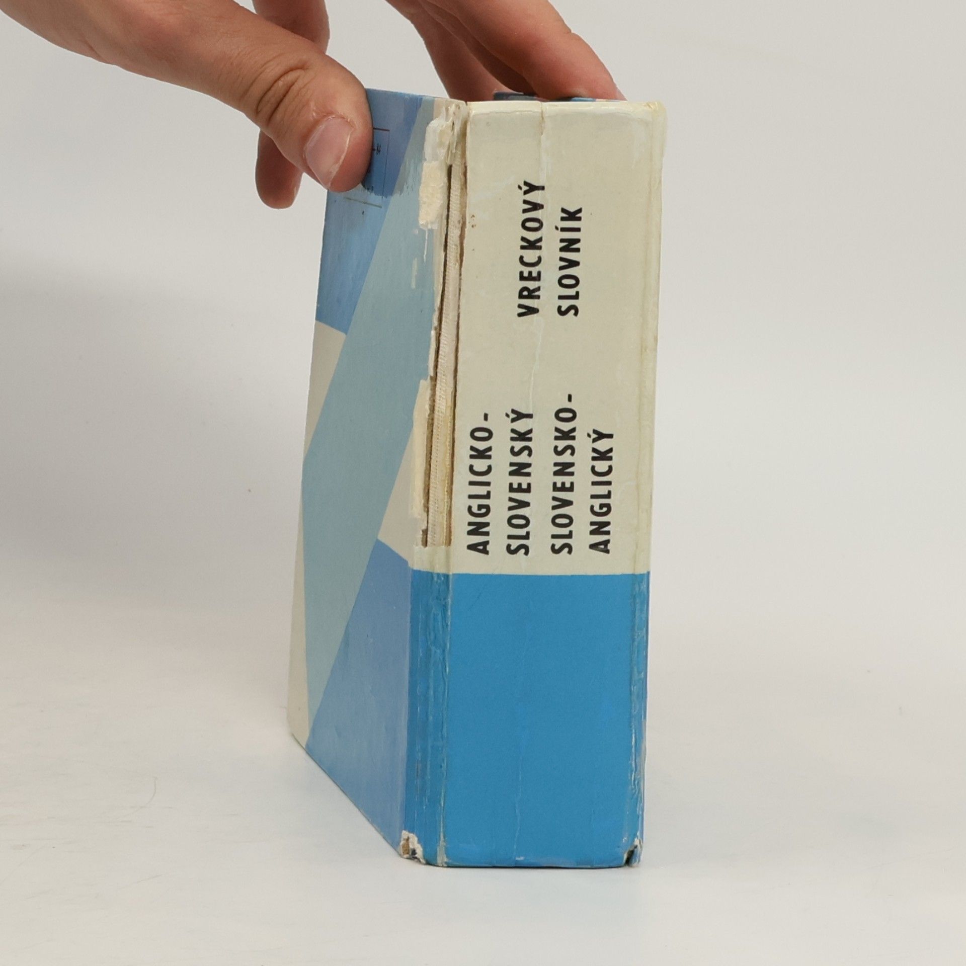 Various authors Anglicko-slovenský, slovensko-anglický vreckový slovník