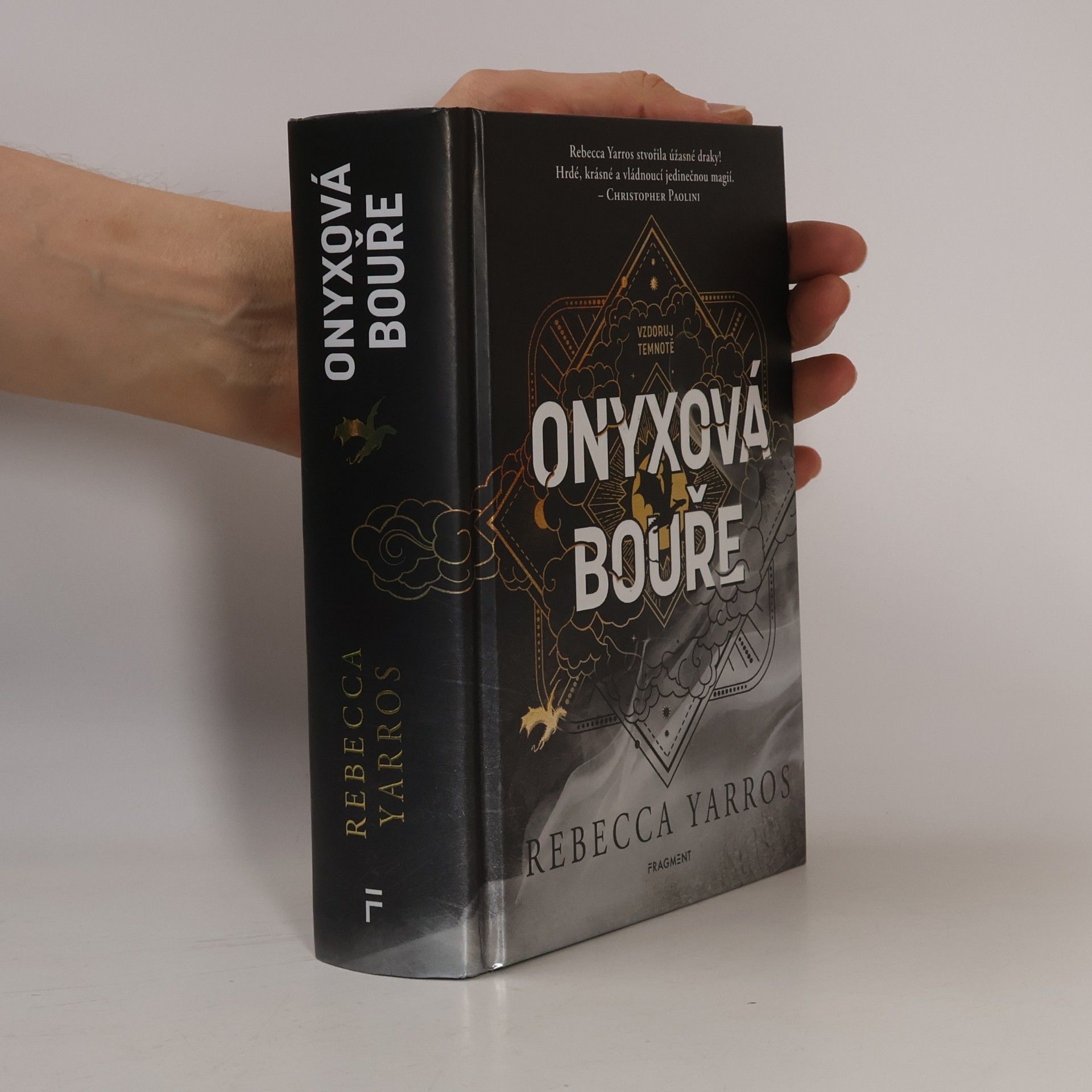 Rebecca Yarros Onyxová bouře