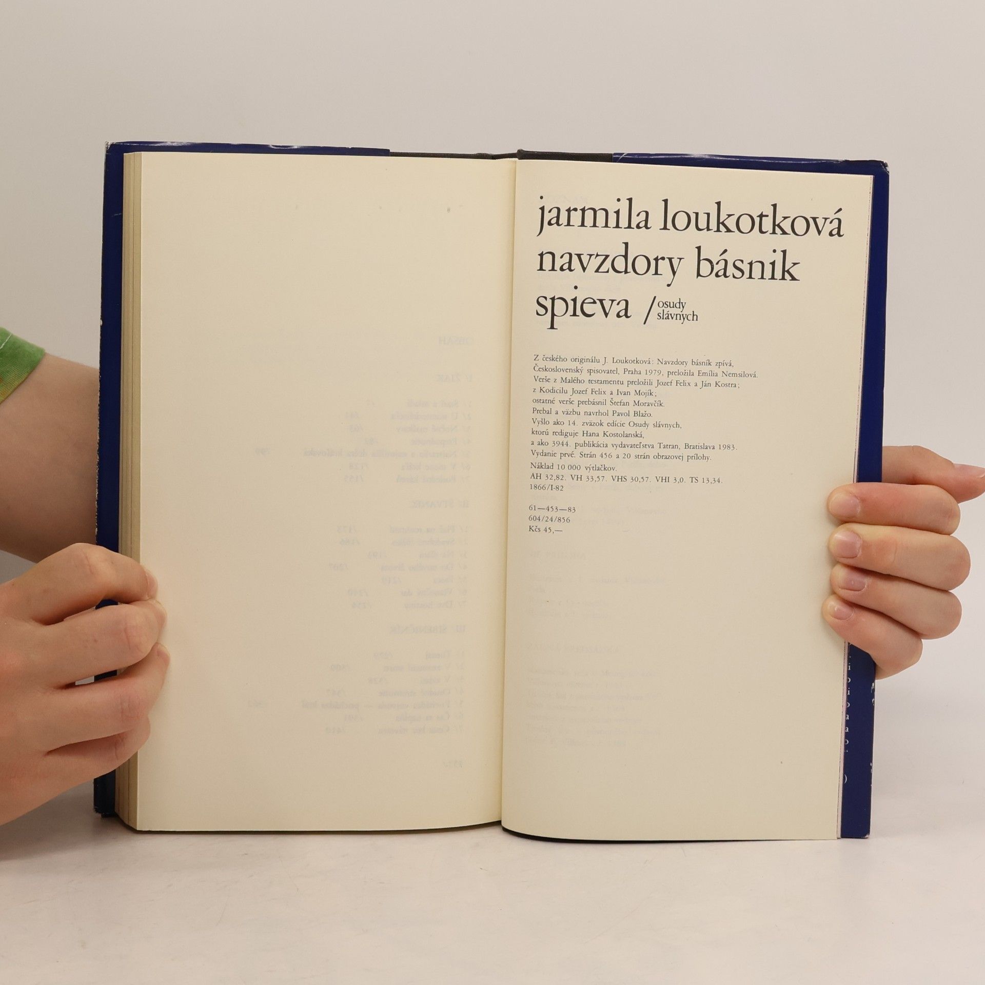 Jarmila Loukotková Navzdory básnik spieva