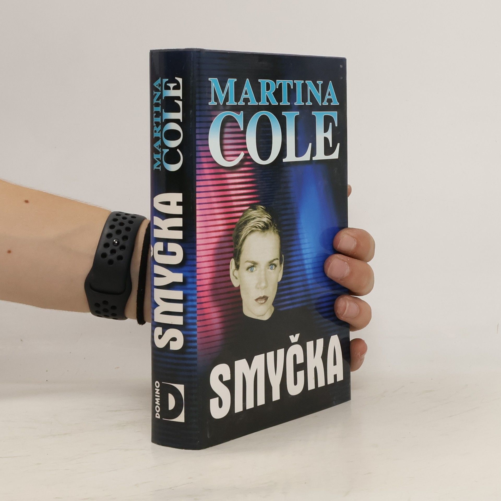 Martina Cole Smyčka
