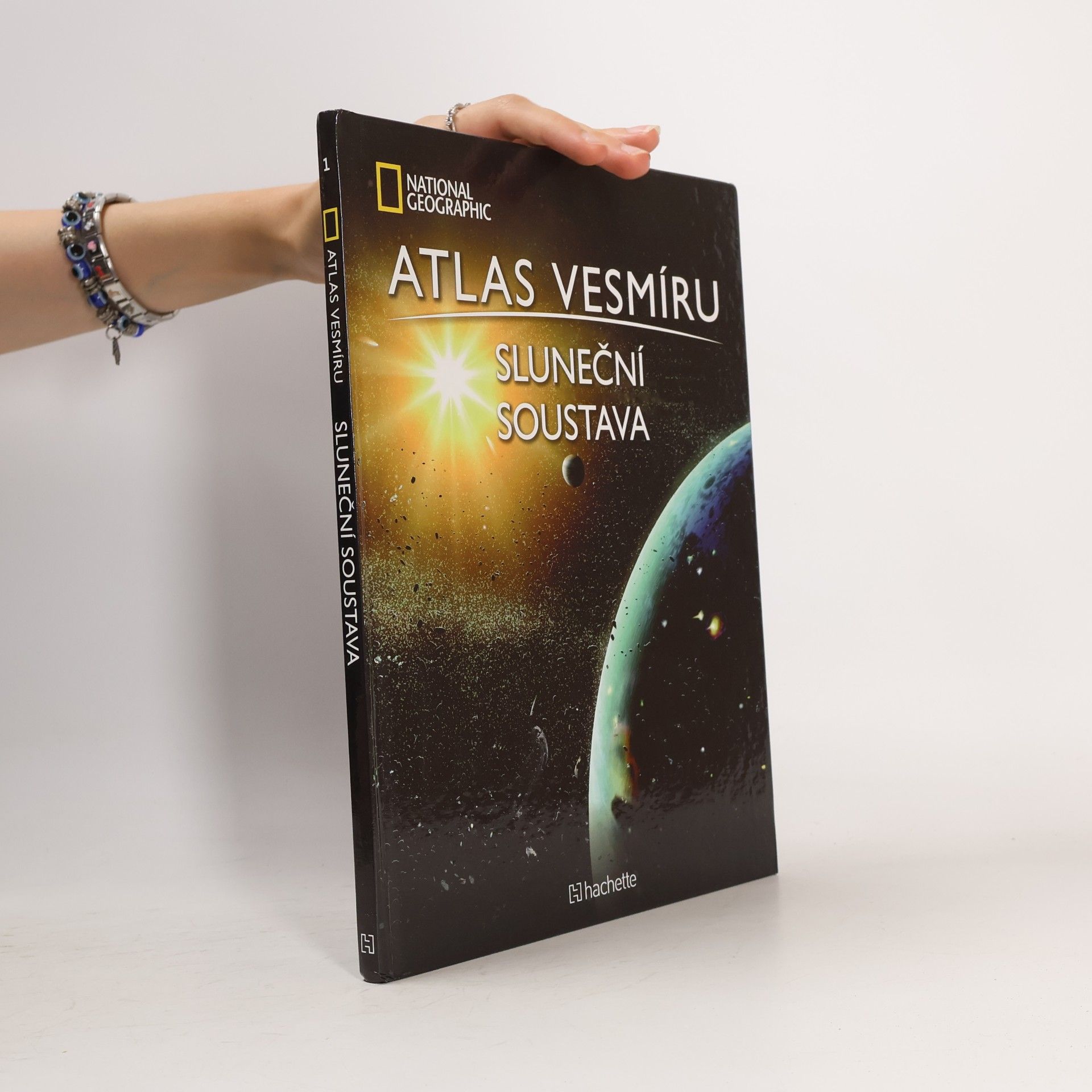 Various authors Atlas Vesmíru 1. Sluneční soustava