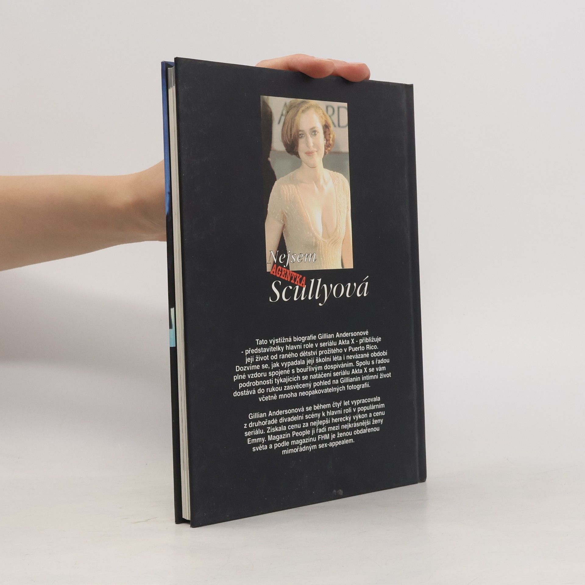 Alena Šimková Nejsem agentka Scullyová. Ze soukromého života Gillian Andersonové