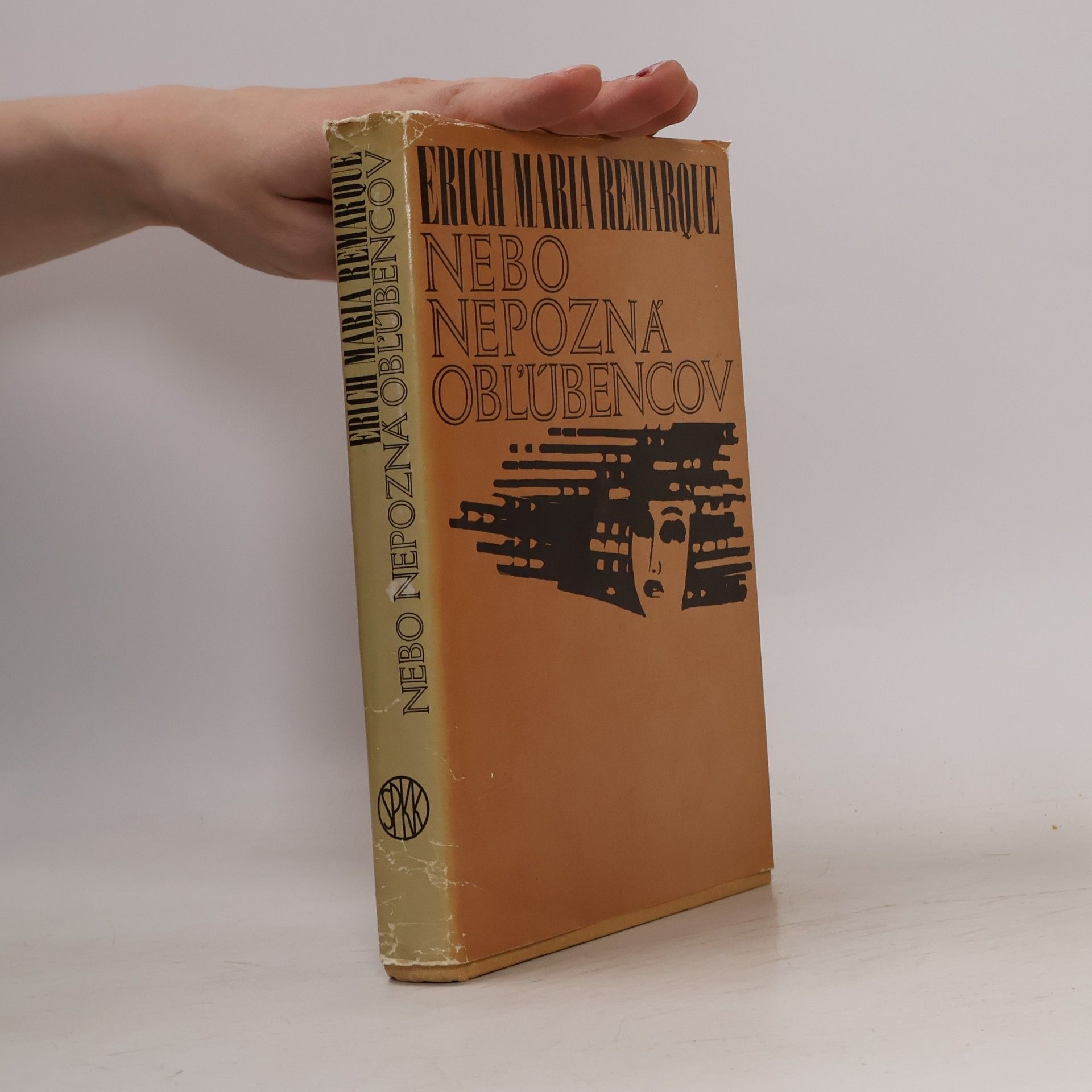 Erich Maria Remarque Nebo nepozná obľúbencov