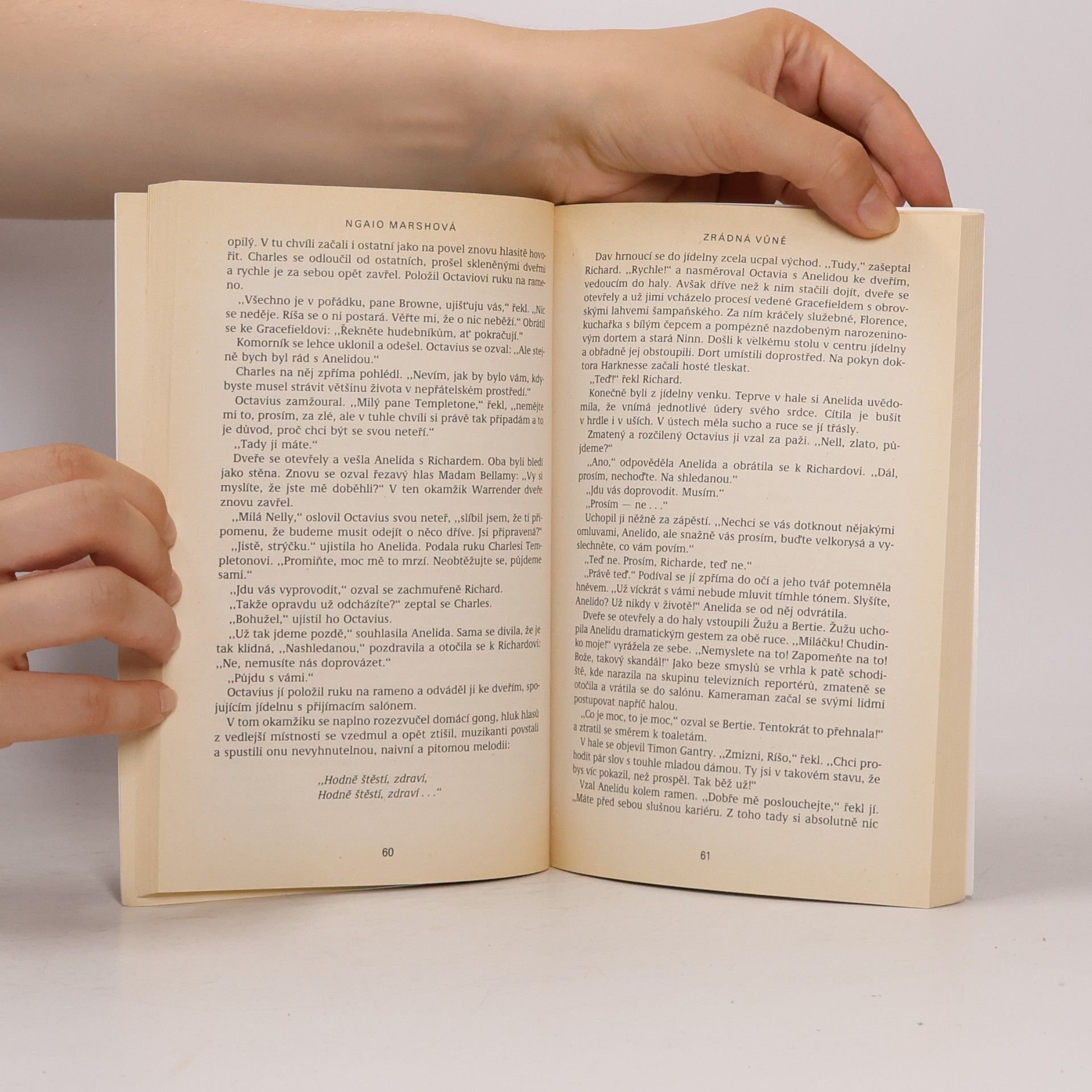 Ngaio Marsh Zrádná vůně