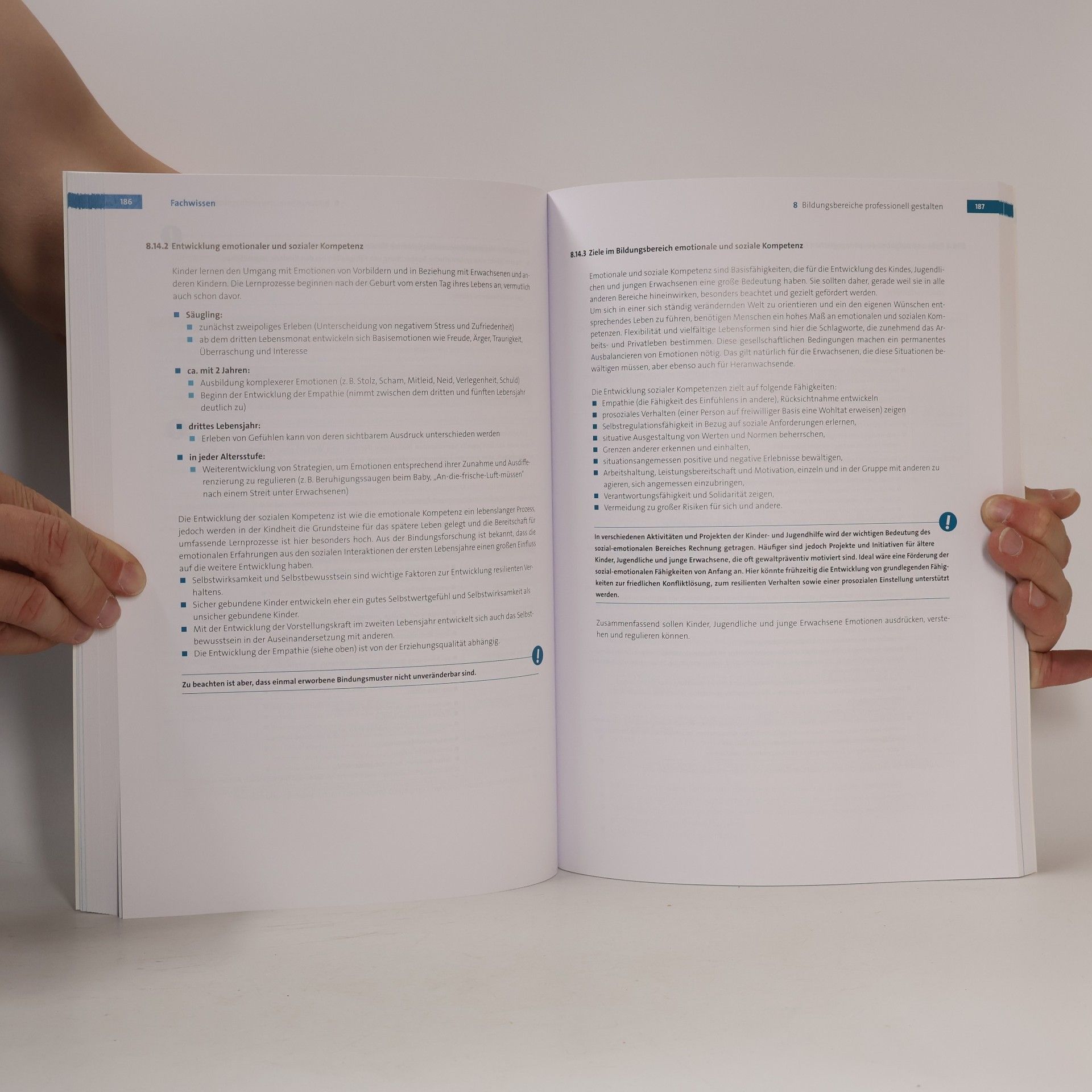 Caroline Grybeck Erzieherinnen + Erzieher. Zu allen Bänden - Prüfungswissen. Schülerbuch