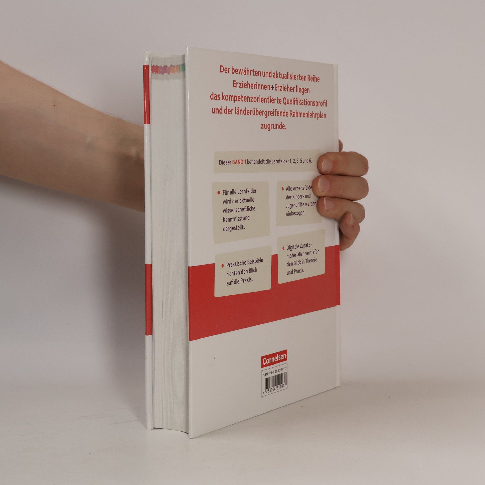 Silvia Gartinger Erzieherinnen + Erzieher. Band 1 - Professionelles Handeln im sozialpädagogischen Berufsfeld