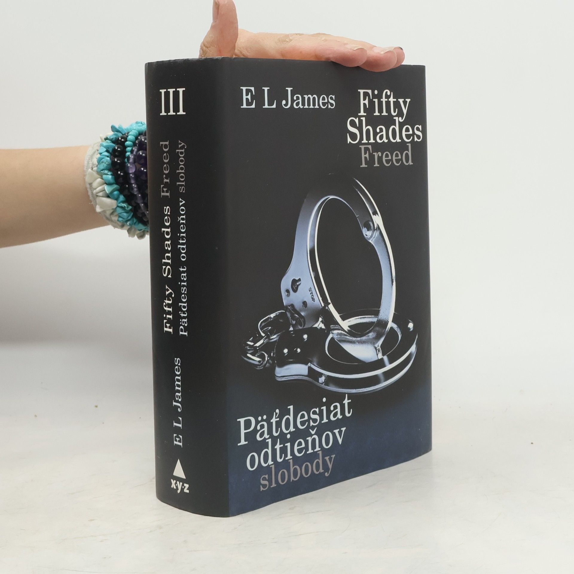 E. L. James Päťdesiat odtieňov slobody