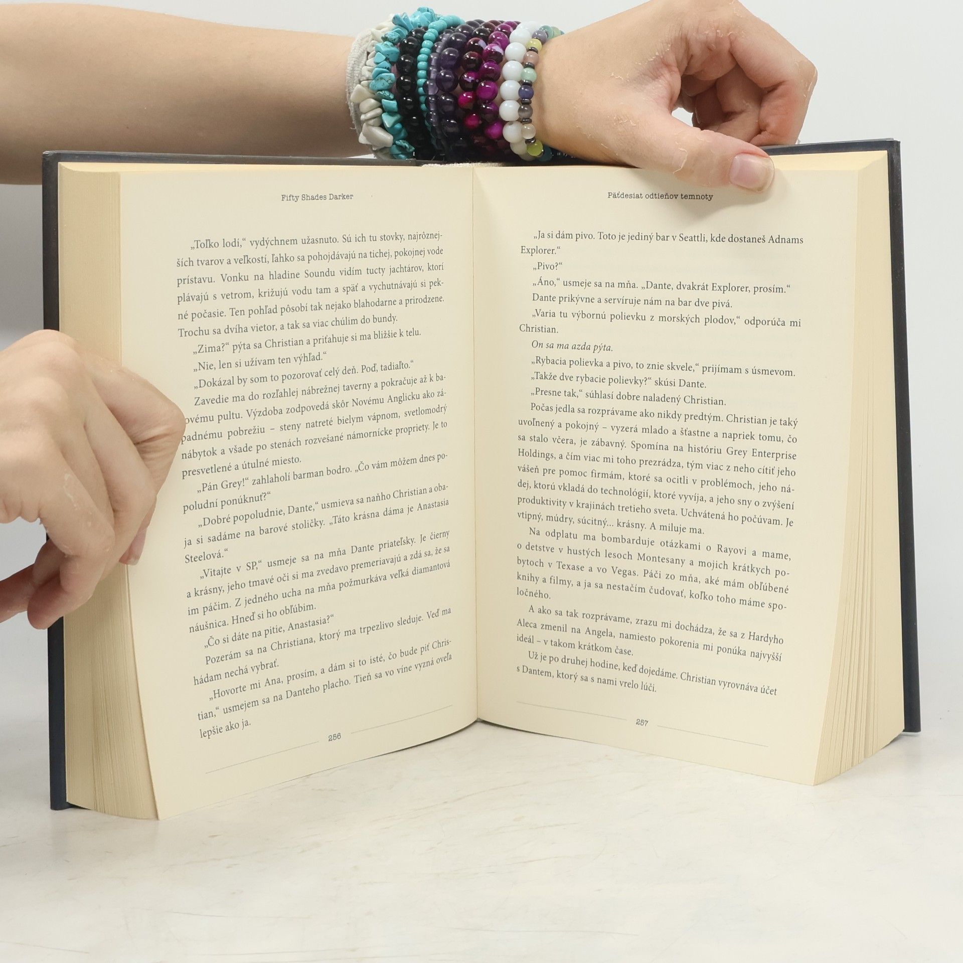 E. L. James Päťdesiat odtieňov temnoty
