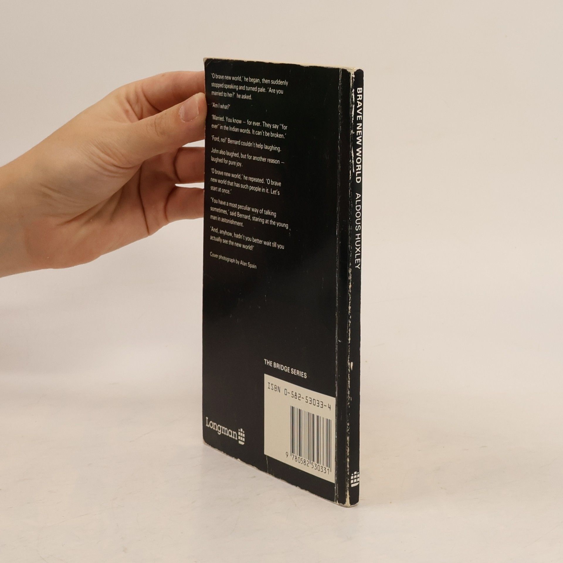 Aldous Huxley Brave New World : Abridged and simplified