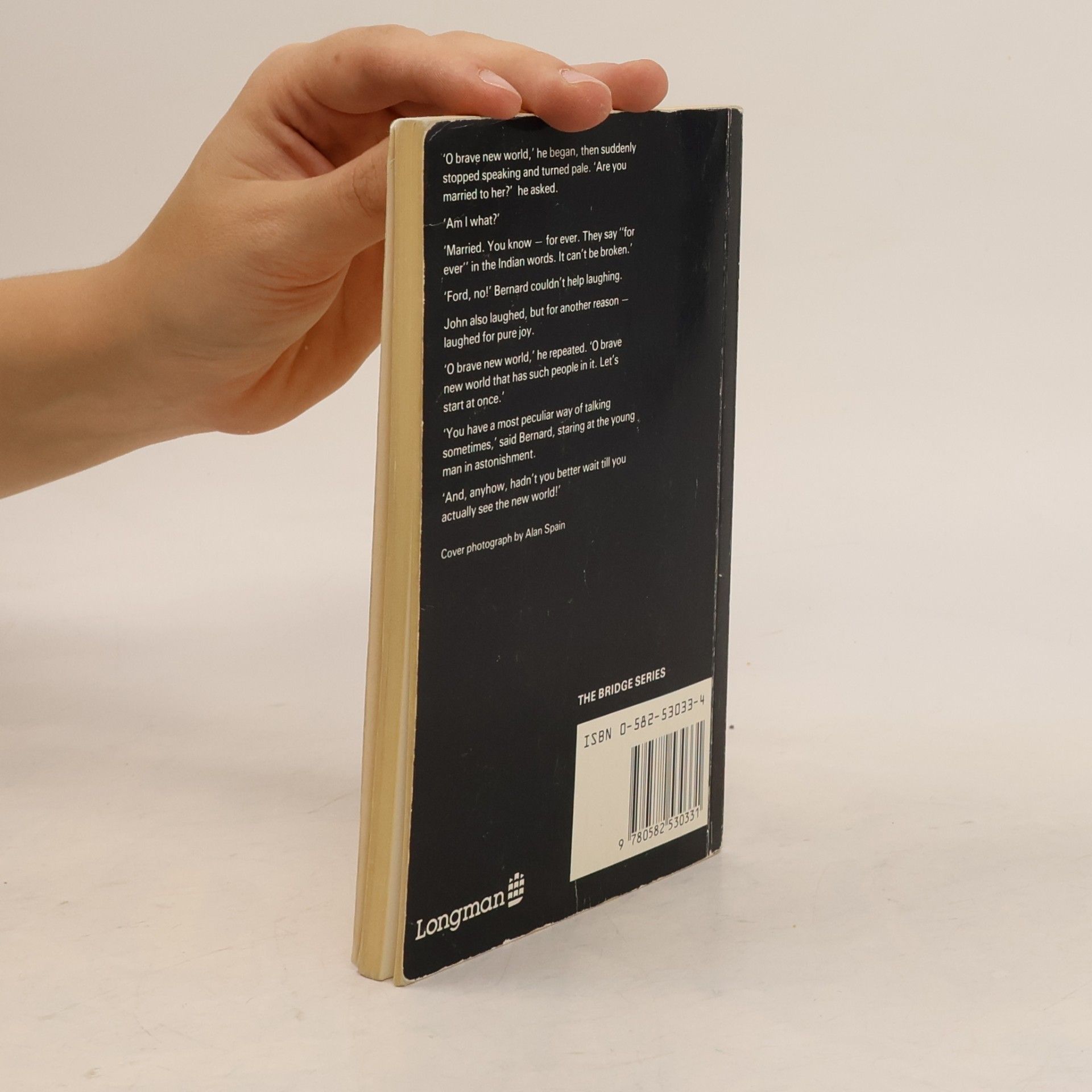 Aldous Huxley Brave New World : Abridged and simplified